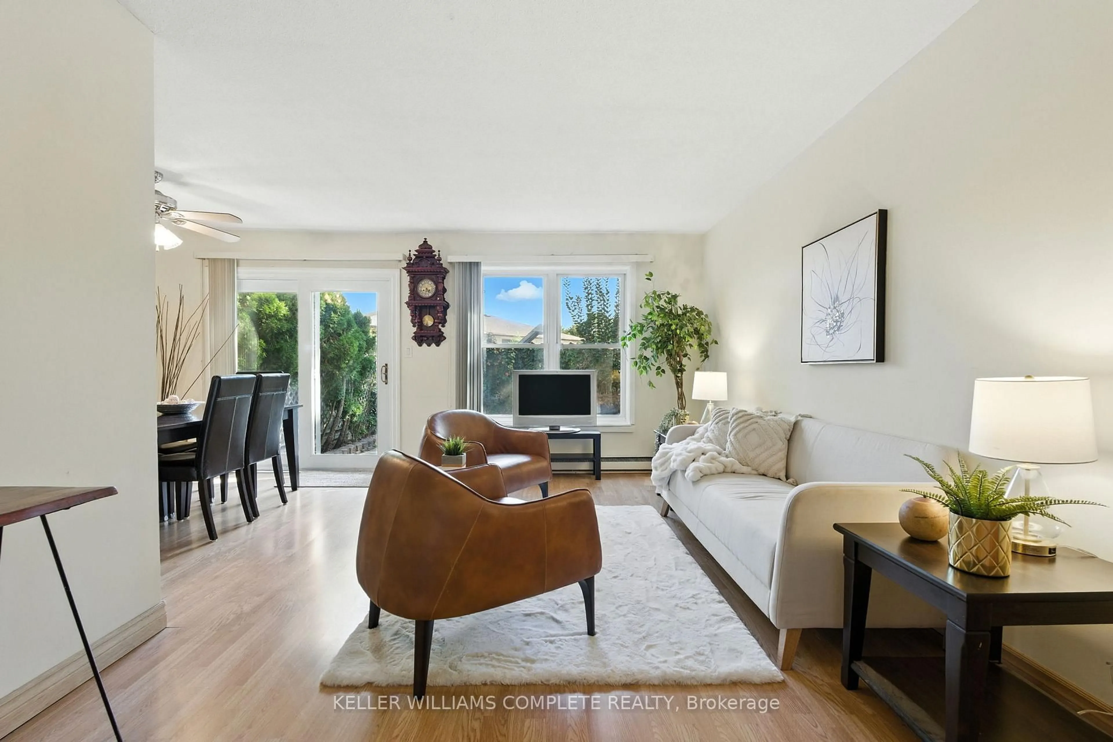 Living room with furniture, unknown for 365 Cochrane Rd, Hamilton Ontario L8K 6C2