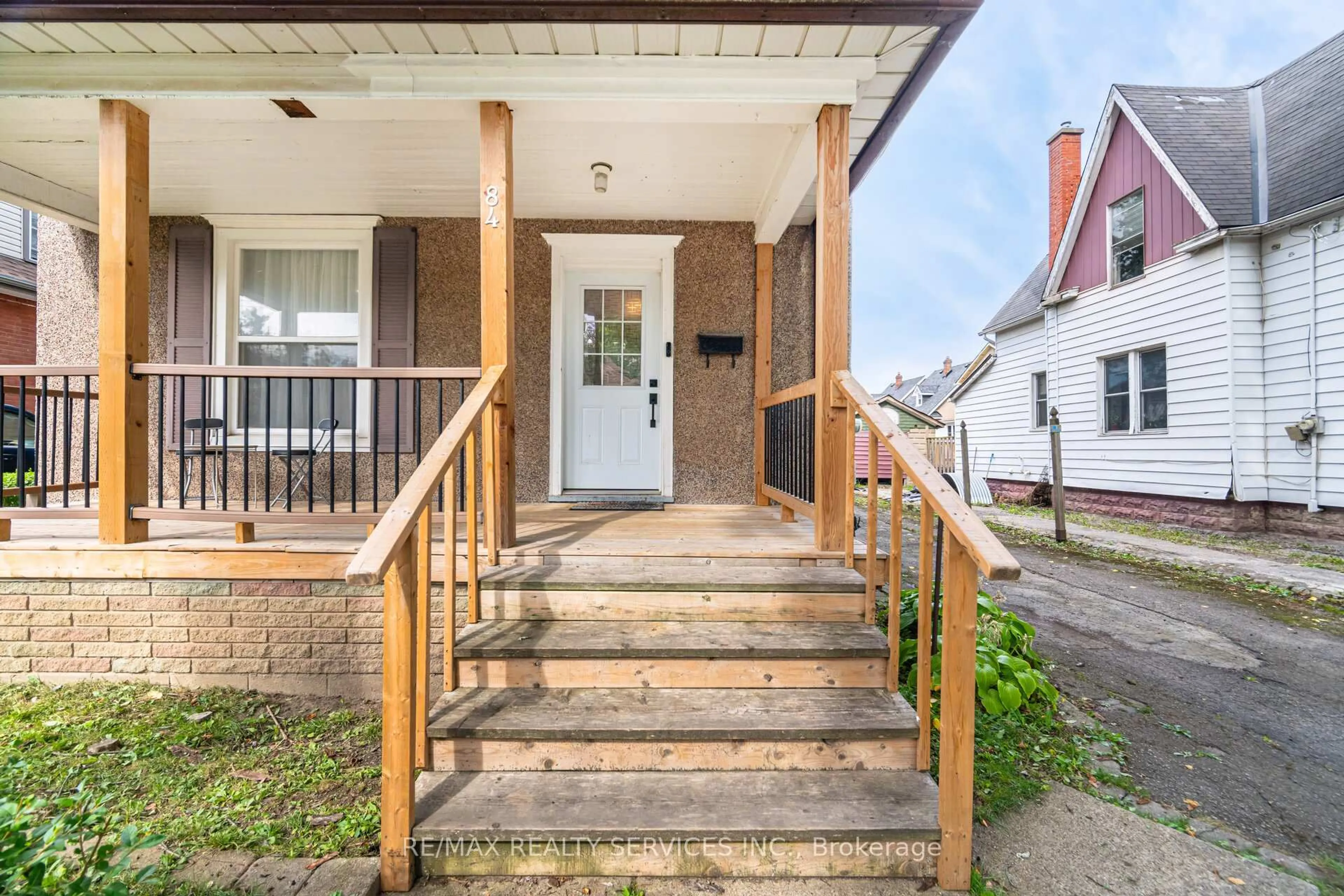 Unknown for 84 STATE St, Welland Ontario L3B 4K5