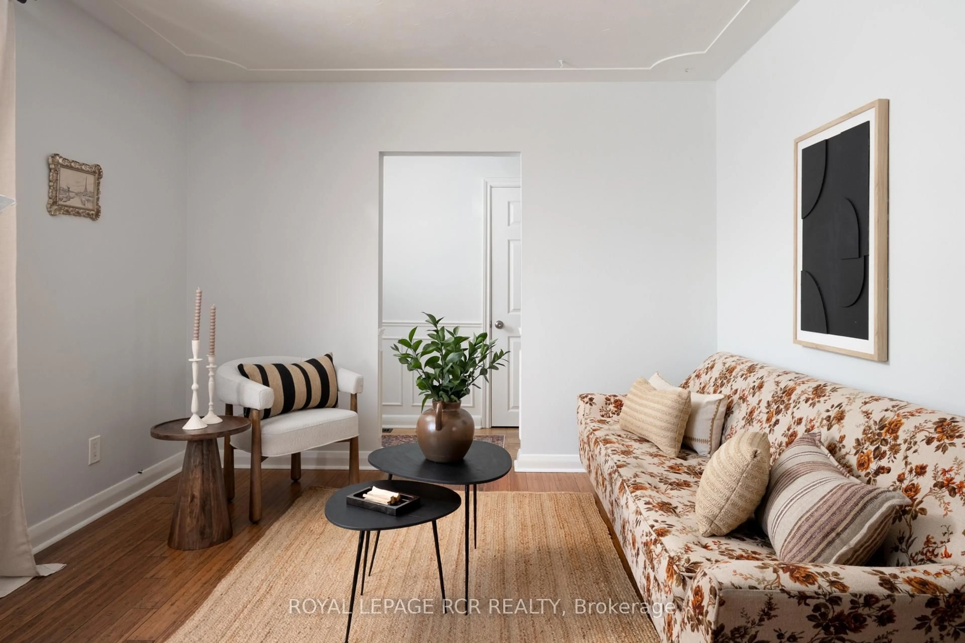 Living room with furniture, wood/laminate floor for 85 Ellis Cres, Waterloo Ontario N2J 2B8