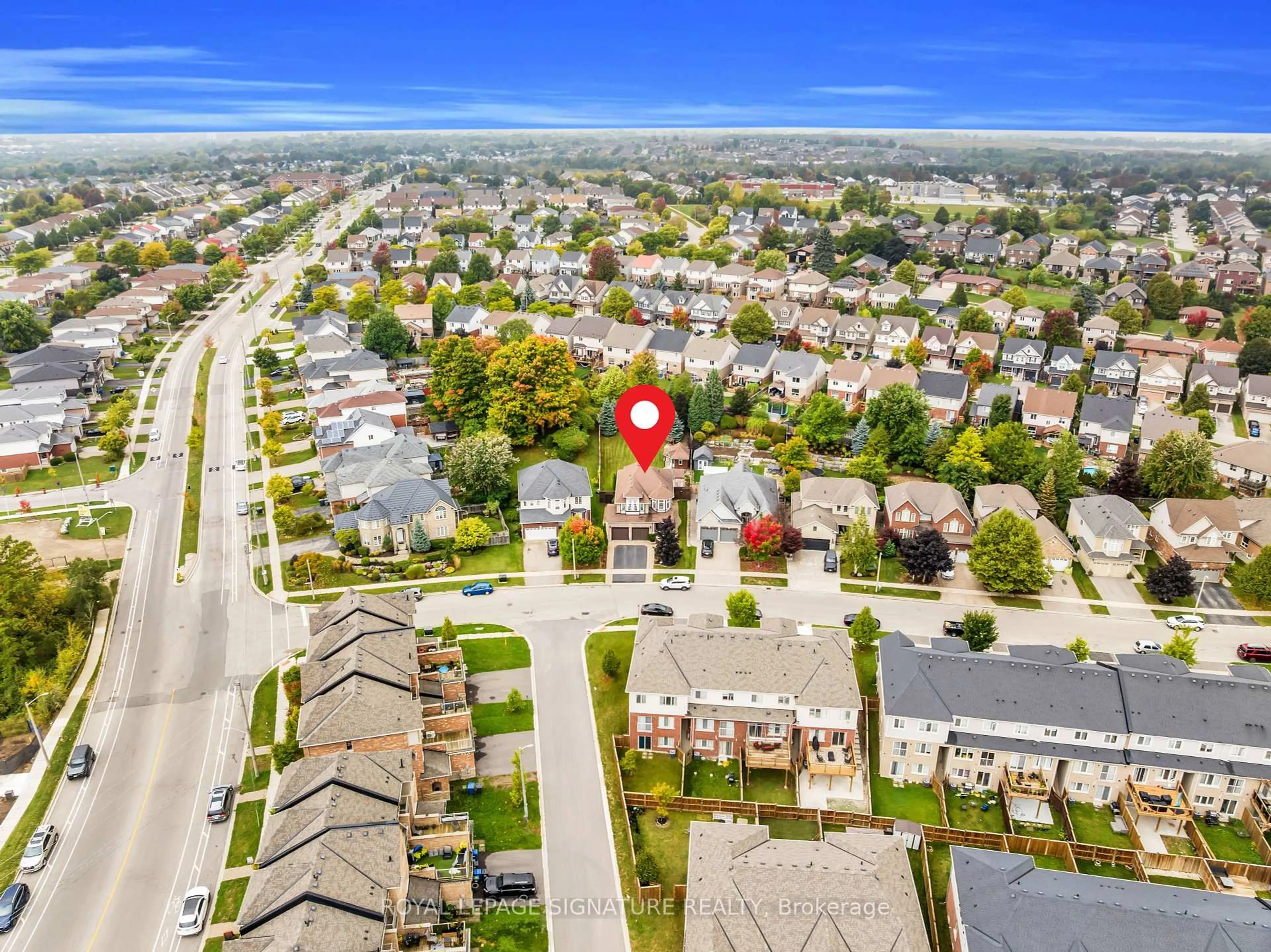 A pic from outside/outdoor area/front of a property/back of a property/a pic from drone, street for 26 Frasson Dr, Guelph Ontario N1E 7J9