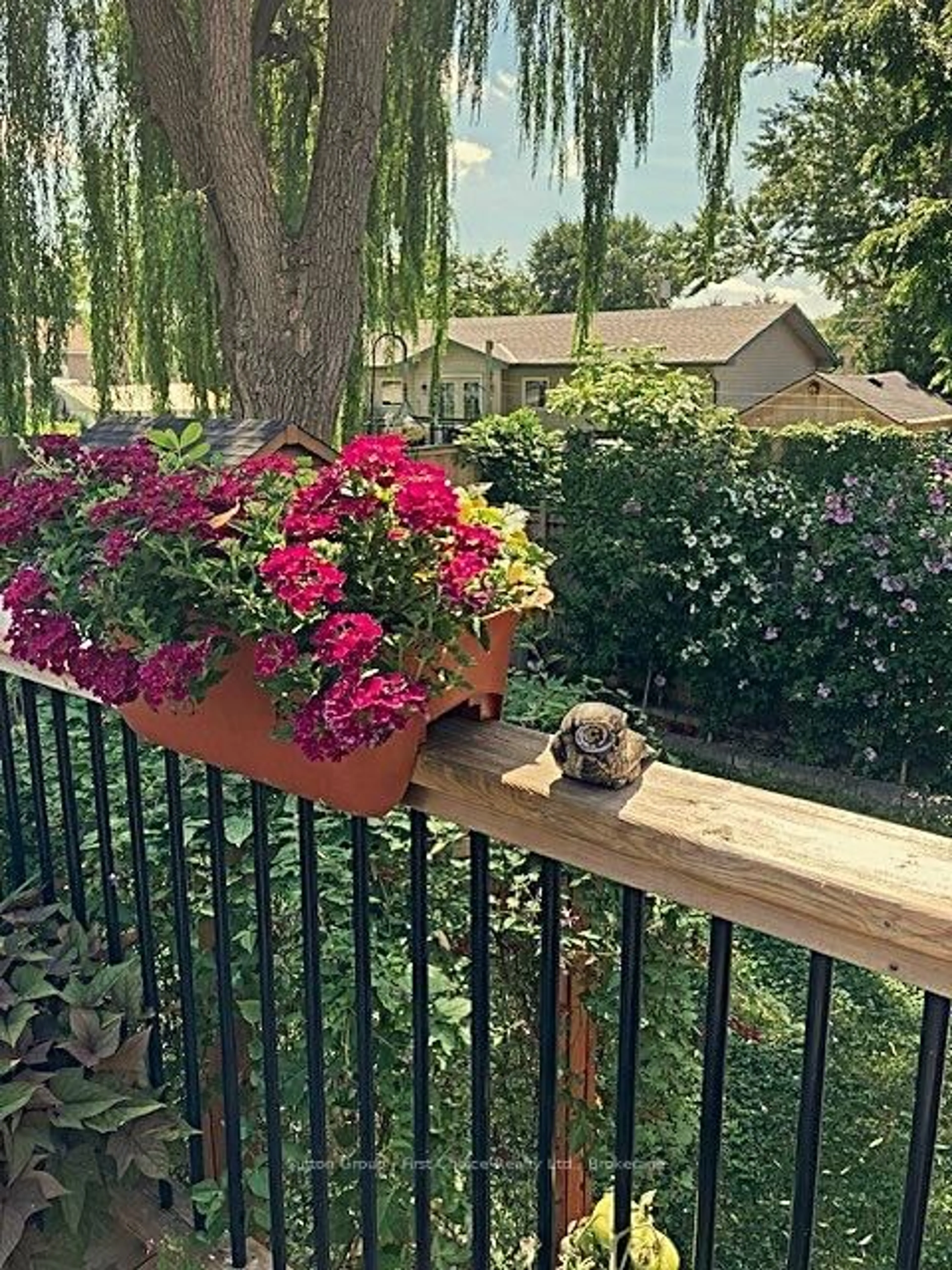 Patio, mountain view for 99 West Gore St, Stratford Ontario N5A 1K1