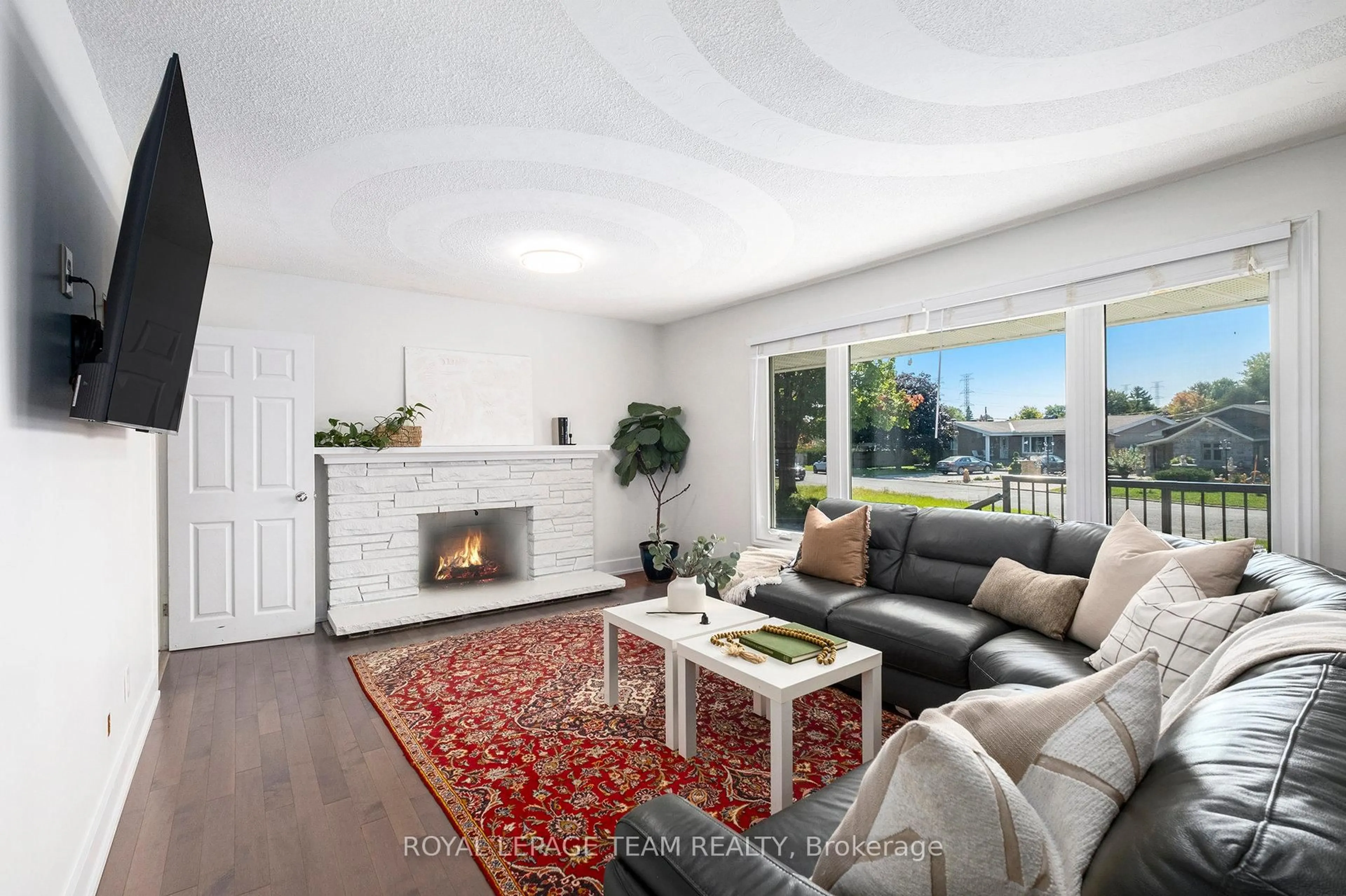 Living room with furniture, unknown for 13 Pritchard Dr, Ottawa Ontario K2G 1B2