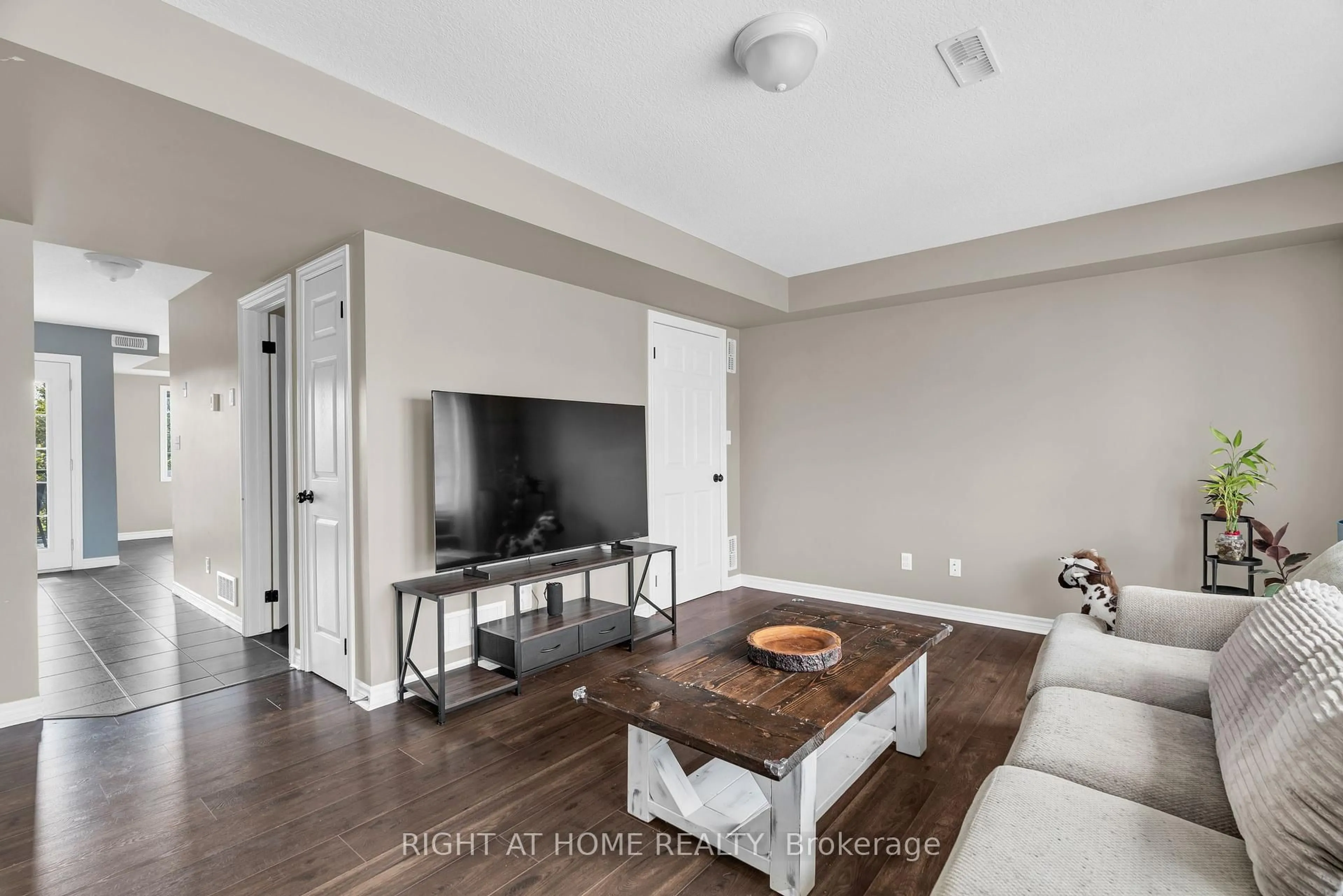 Living room with furniture, unknown for 630 Woodlawn Rd #B, Guelph Ontario N1E 0K4