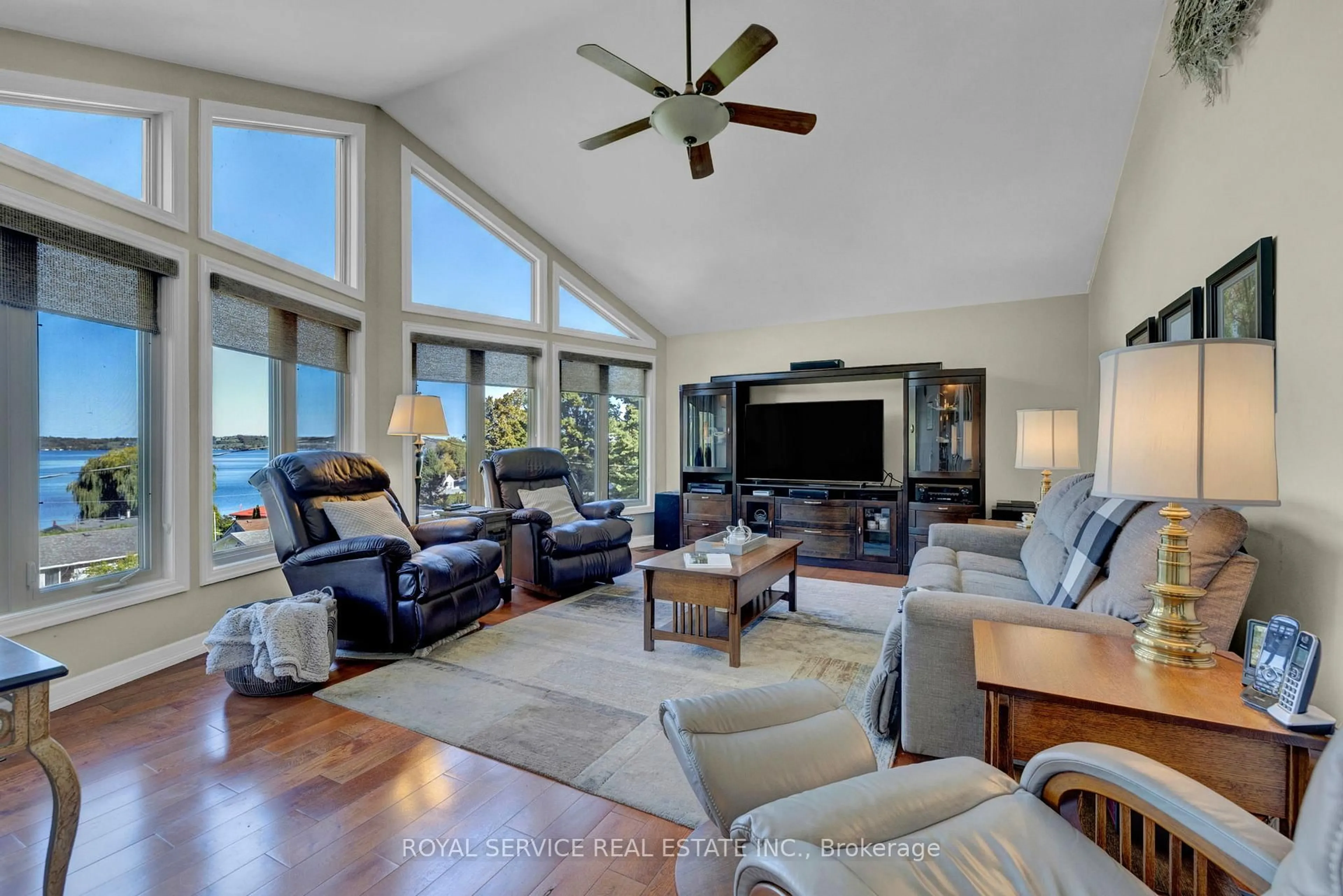 Living room with furniture, unknown for 5127 Halstead Beach Road Rd #165, Hamilton Township Ontario K0L 1E0