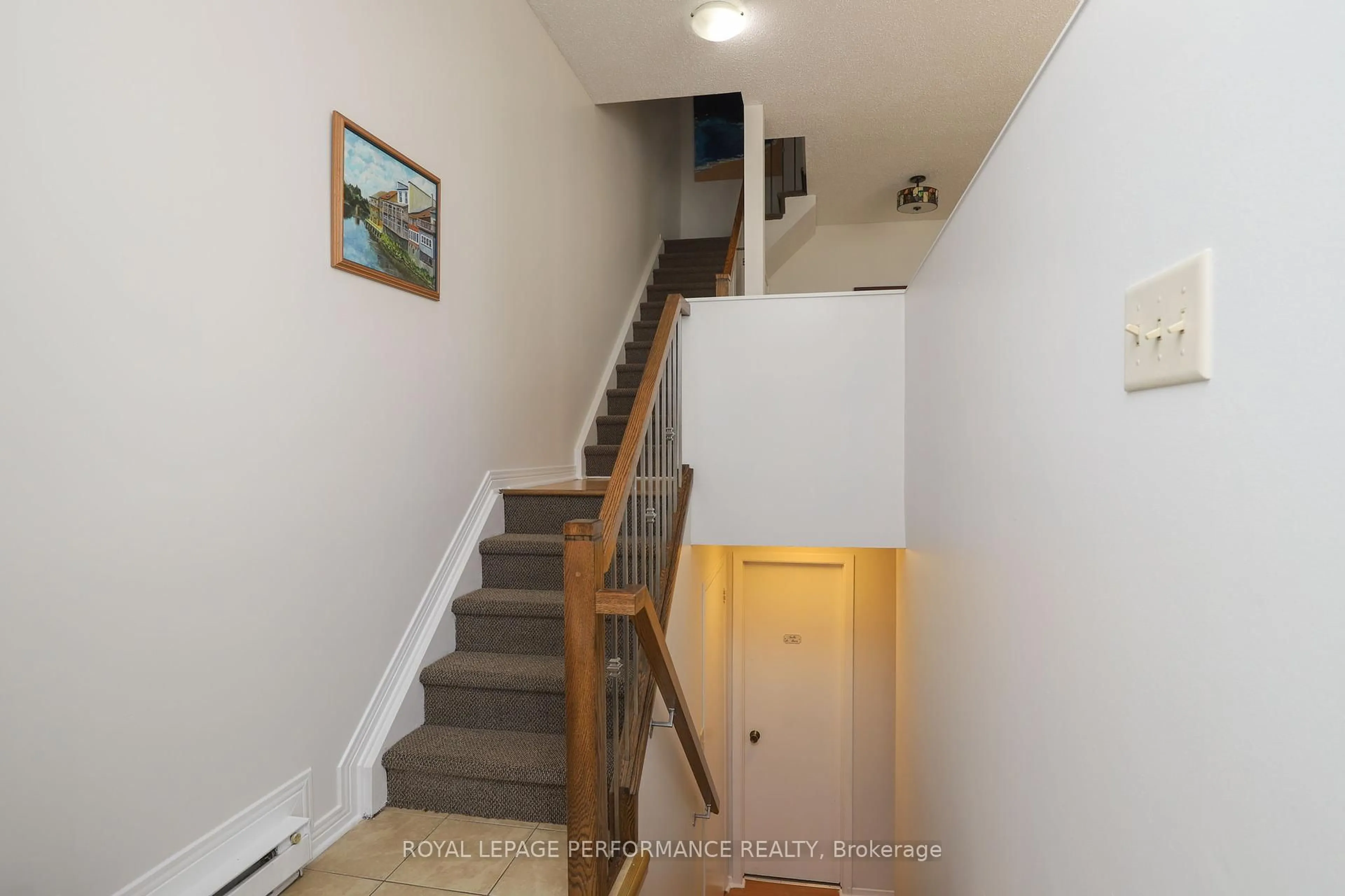 Stairs for 2 Lovell Lane #A, Ottawa Ontario K2H 9B6