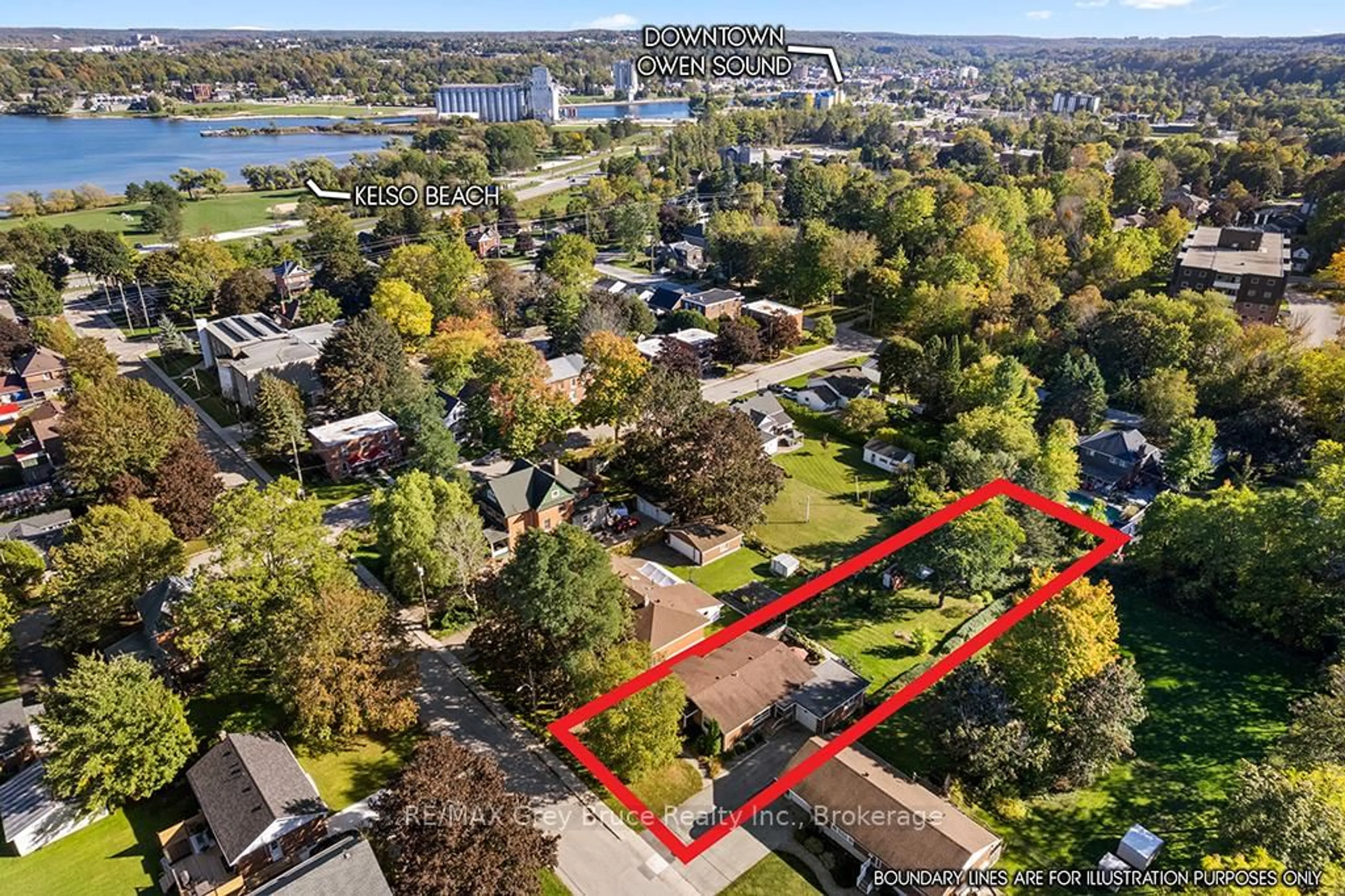 A pic from outside/outdoor area/front of a property/back of a property/a pic from drone, water/lake/river/ocean view for 563 21 St, Owen Sound Ontario N4K 4E7