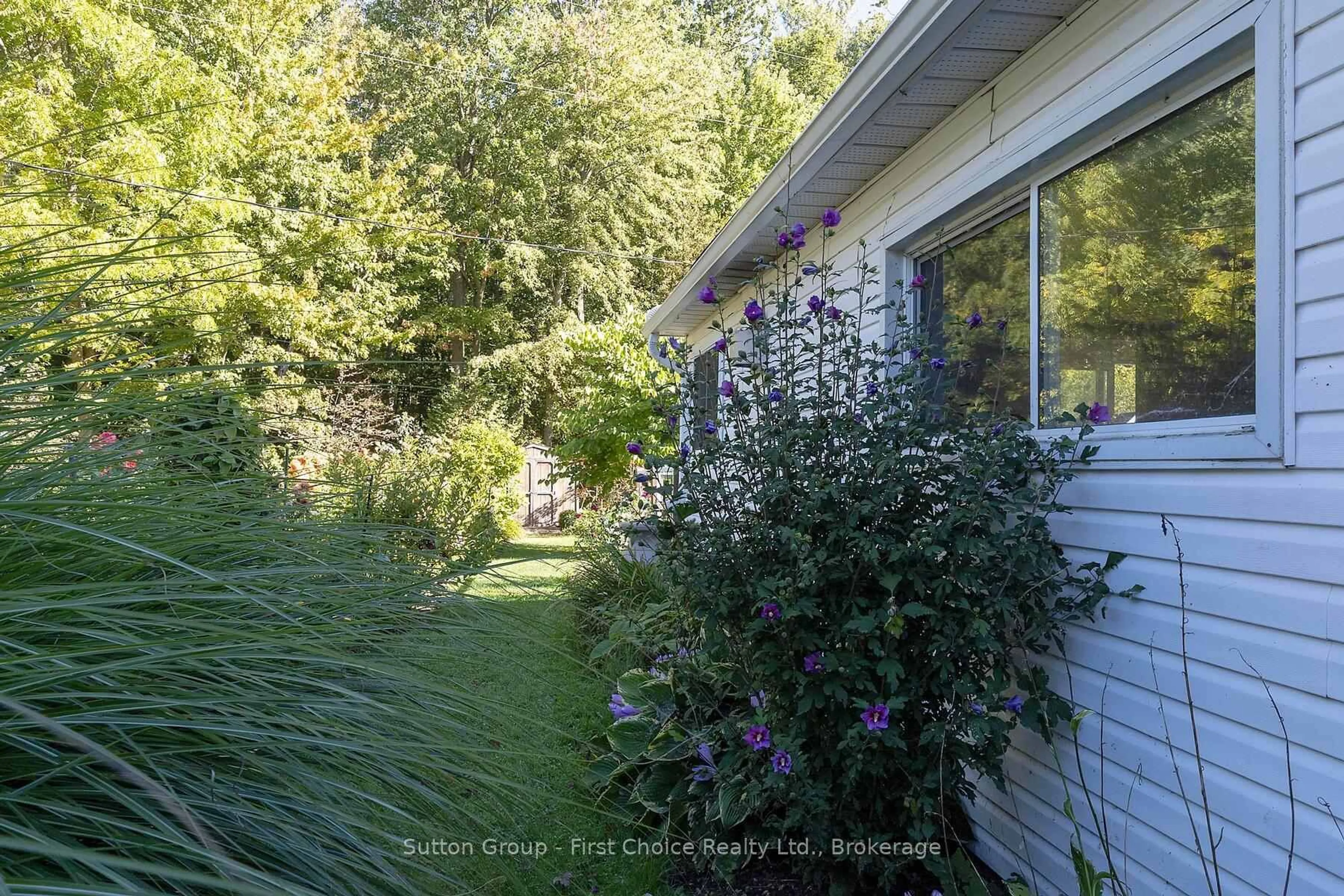 Patio, water/lake/river/ocean view for 129 Ash St, Perth East Ontario N5A 6S6