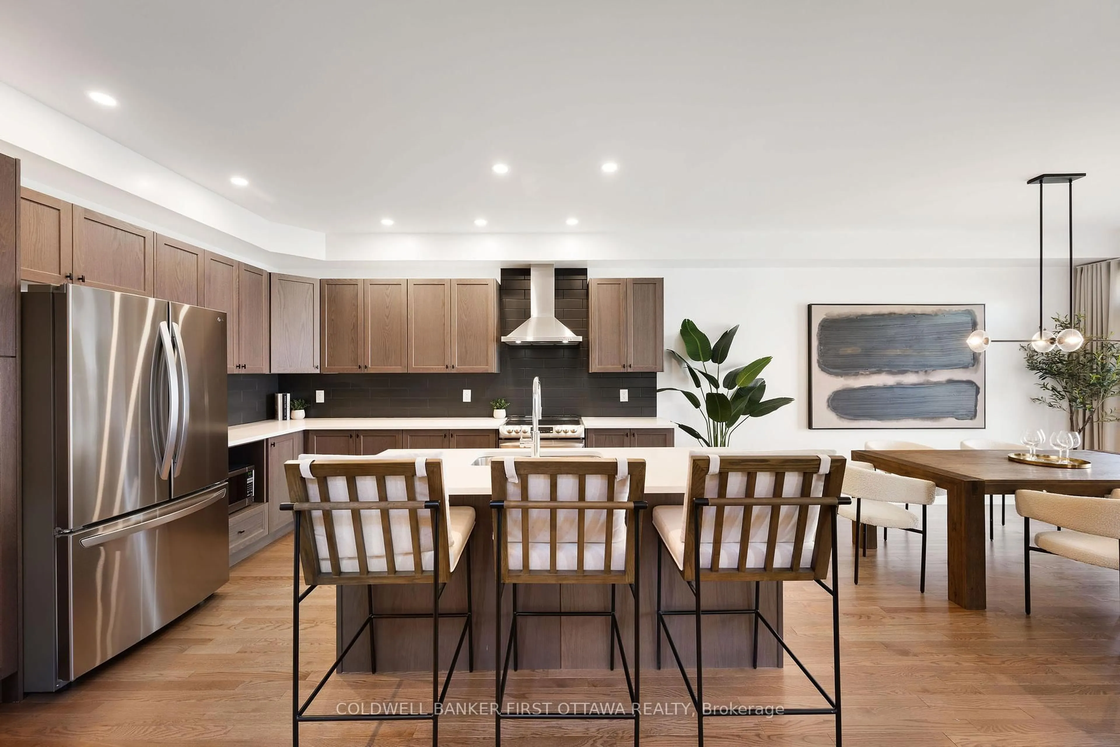 Contemporary kitchen, unknown for 1101 ROTARY Way, Ottawa Ontario K1T 0W1