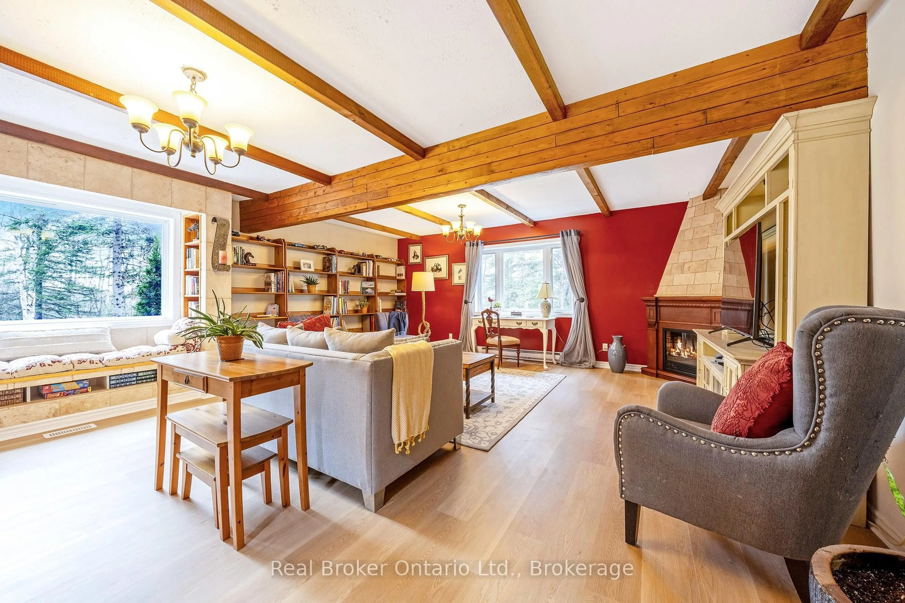 Living room with furniture, wood/laminate floor for 6024 Fourth Line, Erin Ontario L0N 1N0