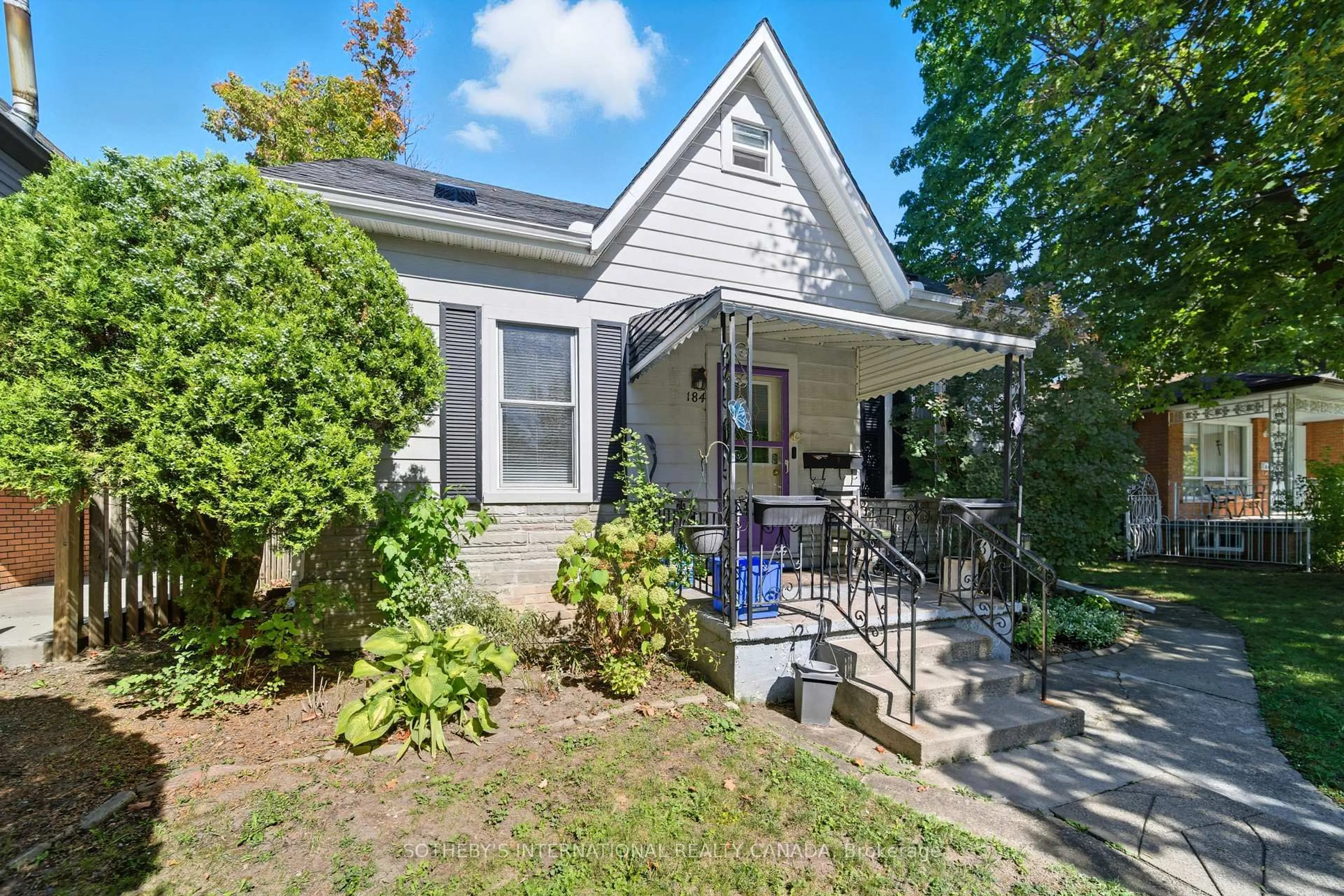 Unknown for 184 Homewood Ave, Hamilton Ontario L8P 2M5