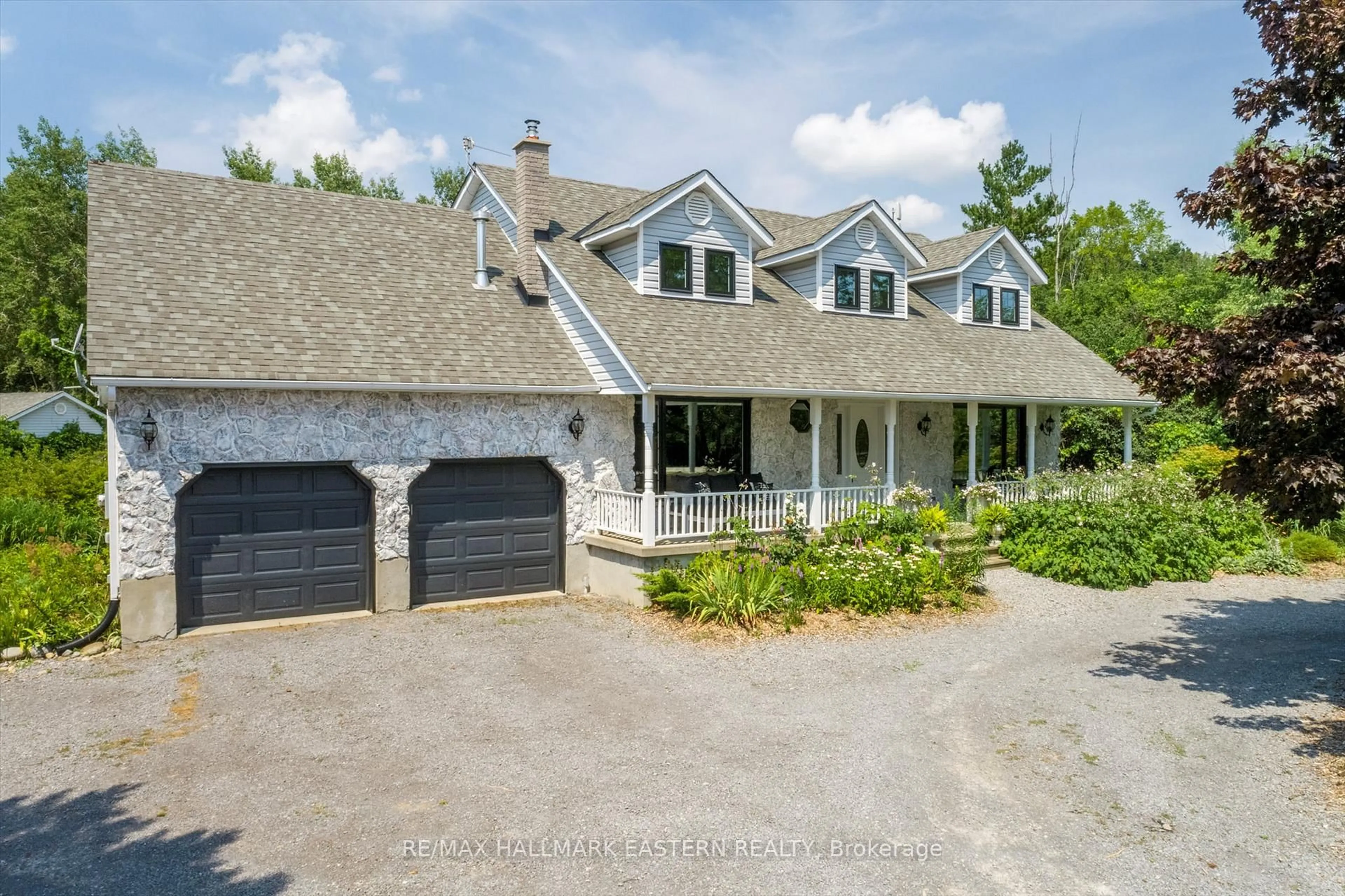 A pic from outside/outdoor area/front of a property/back of a property/a pic from drone, street for 3072 Stu Black Rd, Hamilton Township Ontario K9A 4J7