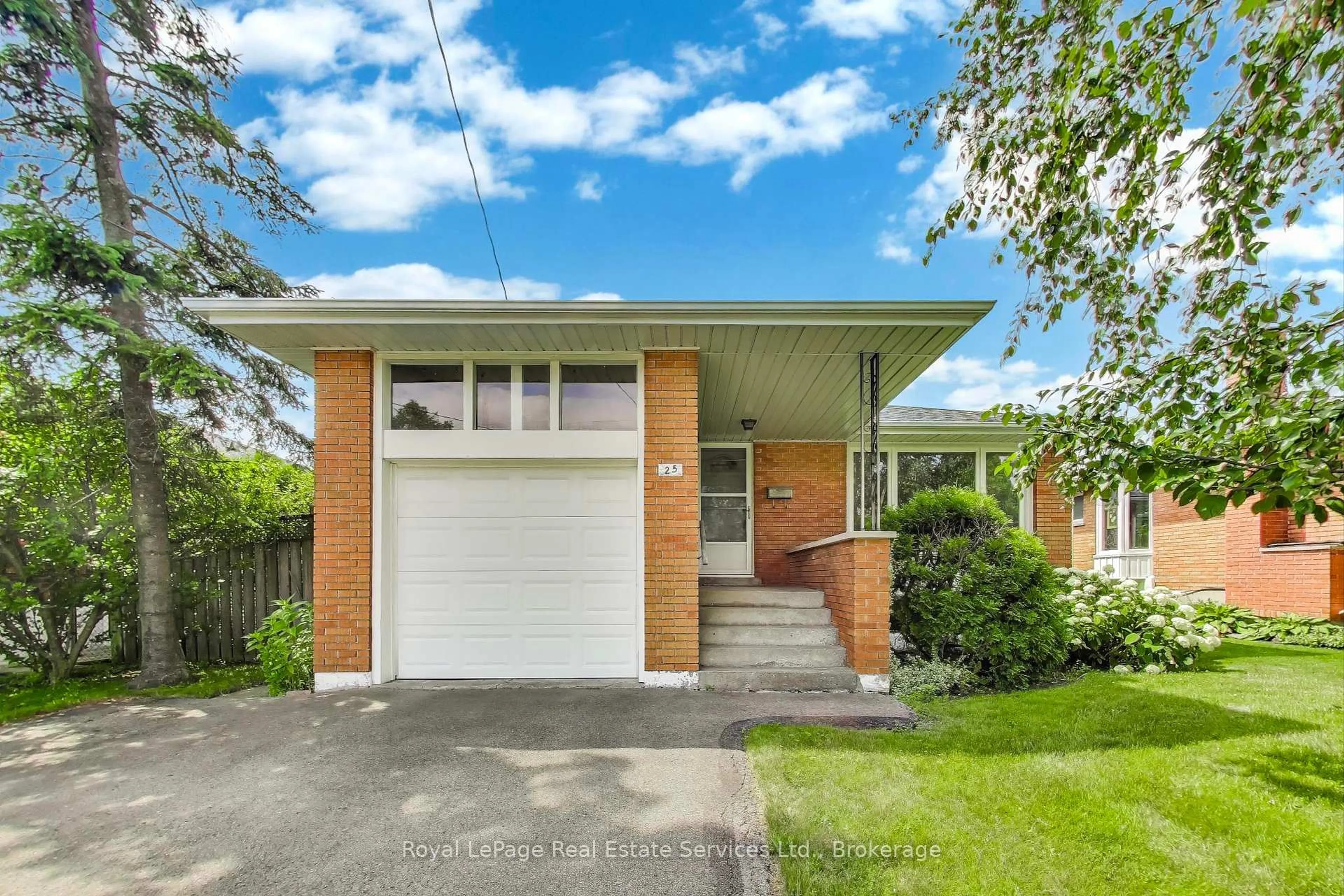 Home with brick exterior material, street for 25 Sandringham Ave, Hamilton Ontario L9C 2H3