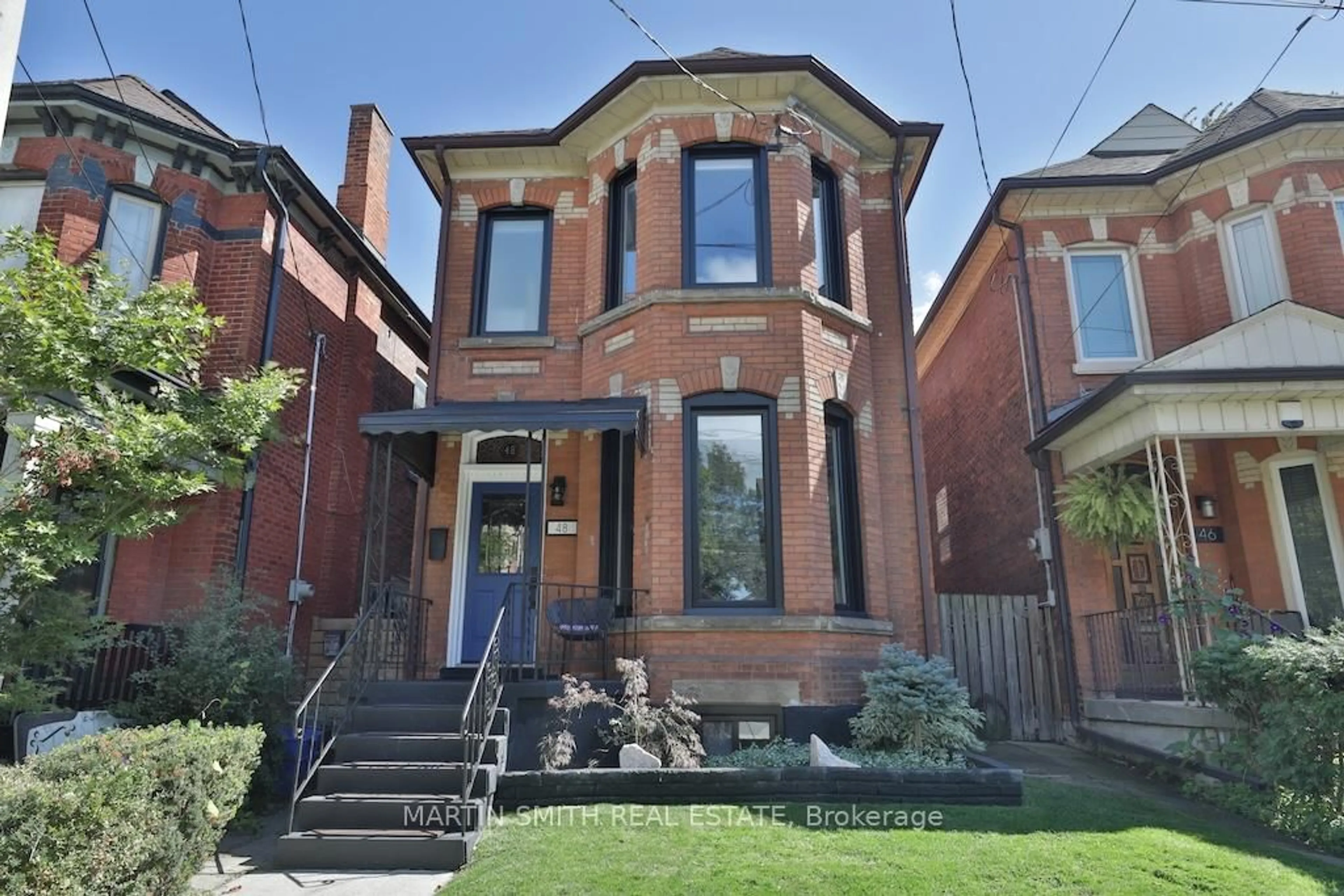 Home with brick exterior material, street for 48 Pearl St, Hamilton Ontario L8R 2Y8