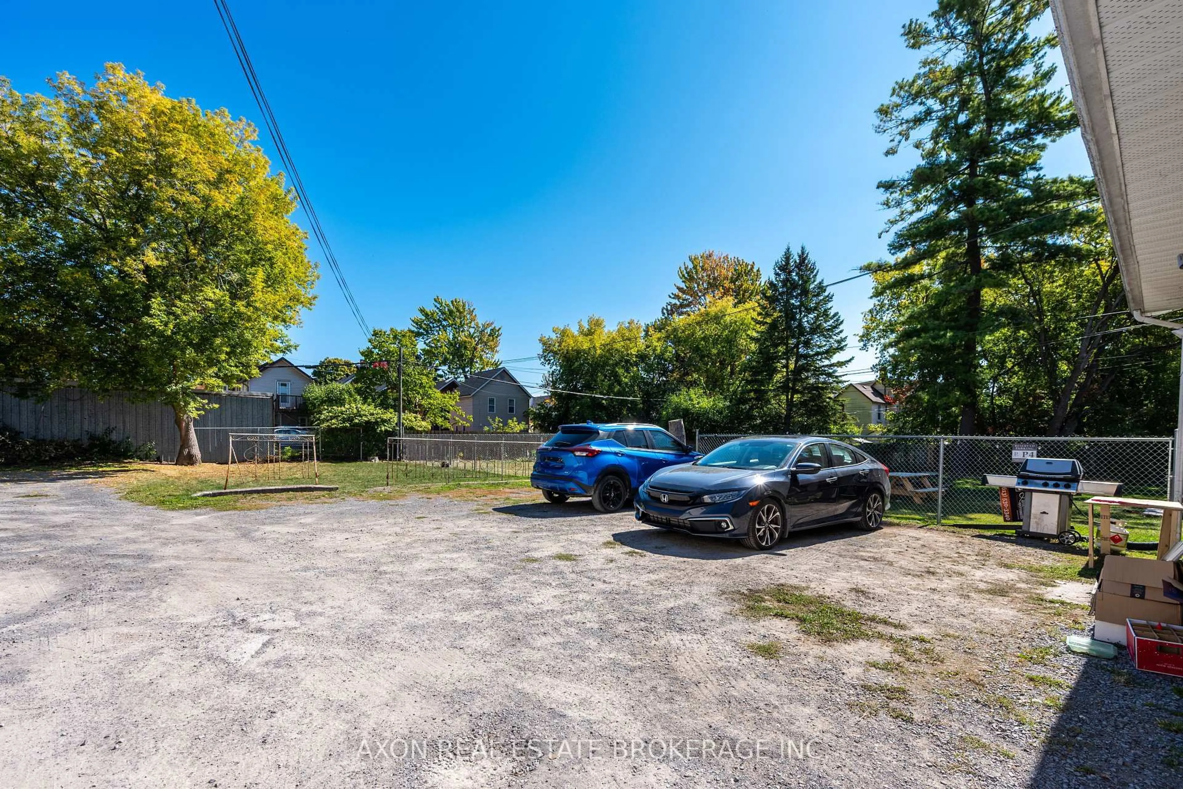 A pic from outside/outdoor area/front of a property/back of a property/a pic from drone, street for 181 Alfred St, Kingston Ontario K7L 3R8