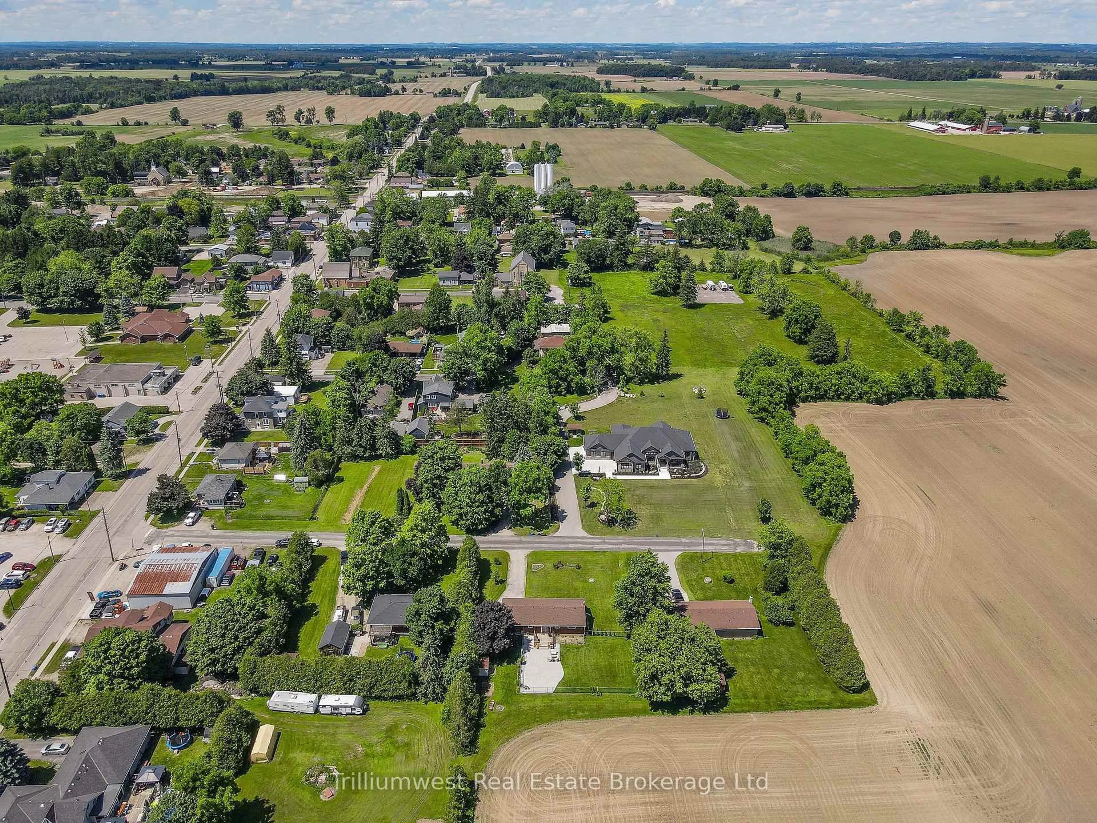 A pic from outside/outdoor area/front of a property/back of a property/a pic from drone, street for 21 Emma St, Blandford-Blenheim Ontario N0J 1V0