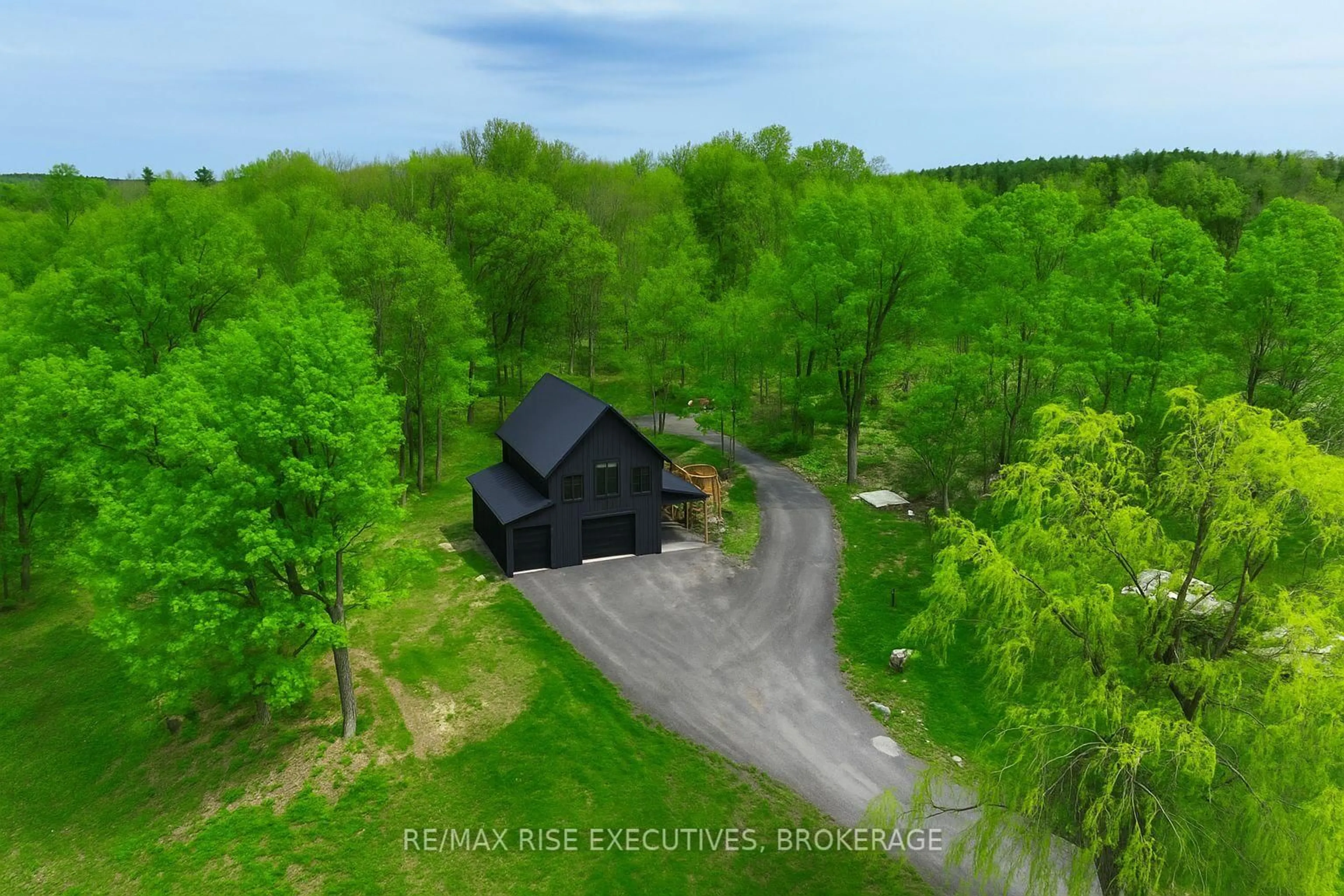 A pic from outside/outdoor area/front of a property/back of a property/a pic from drone, unknown for 188 Red Horse Lake Rd, Leeds and the Thousand Islands Ontario K0E 0A6