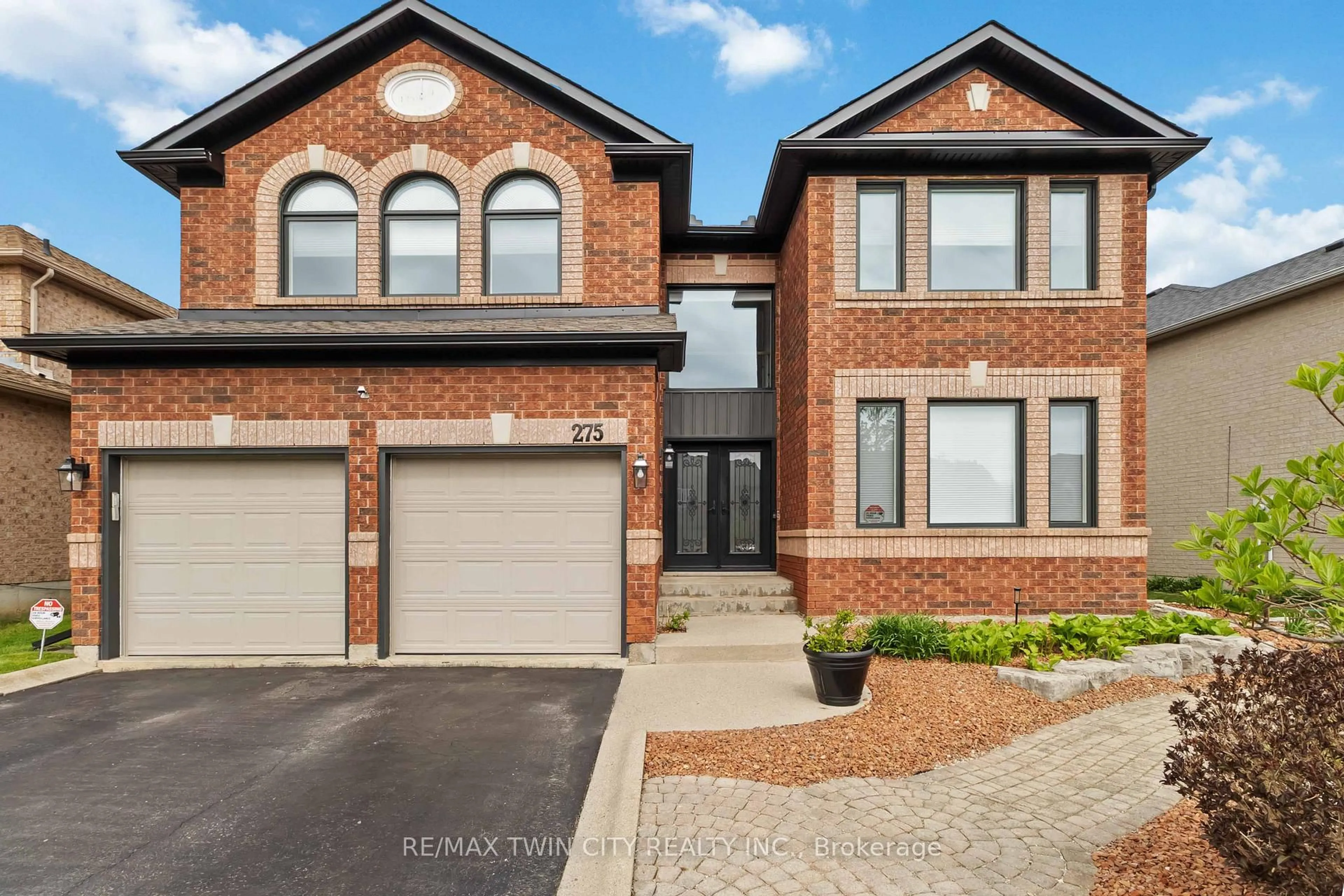 Home with brick exterior material, street for 275 Granite Hill Rd, Cambridge Ontario N1T 1V8
