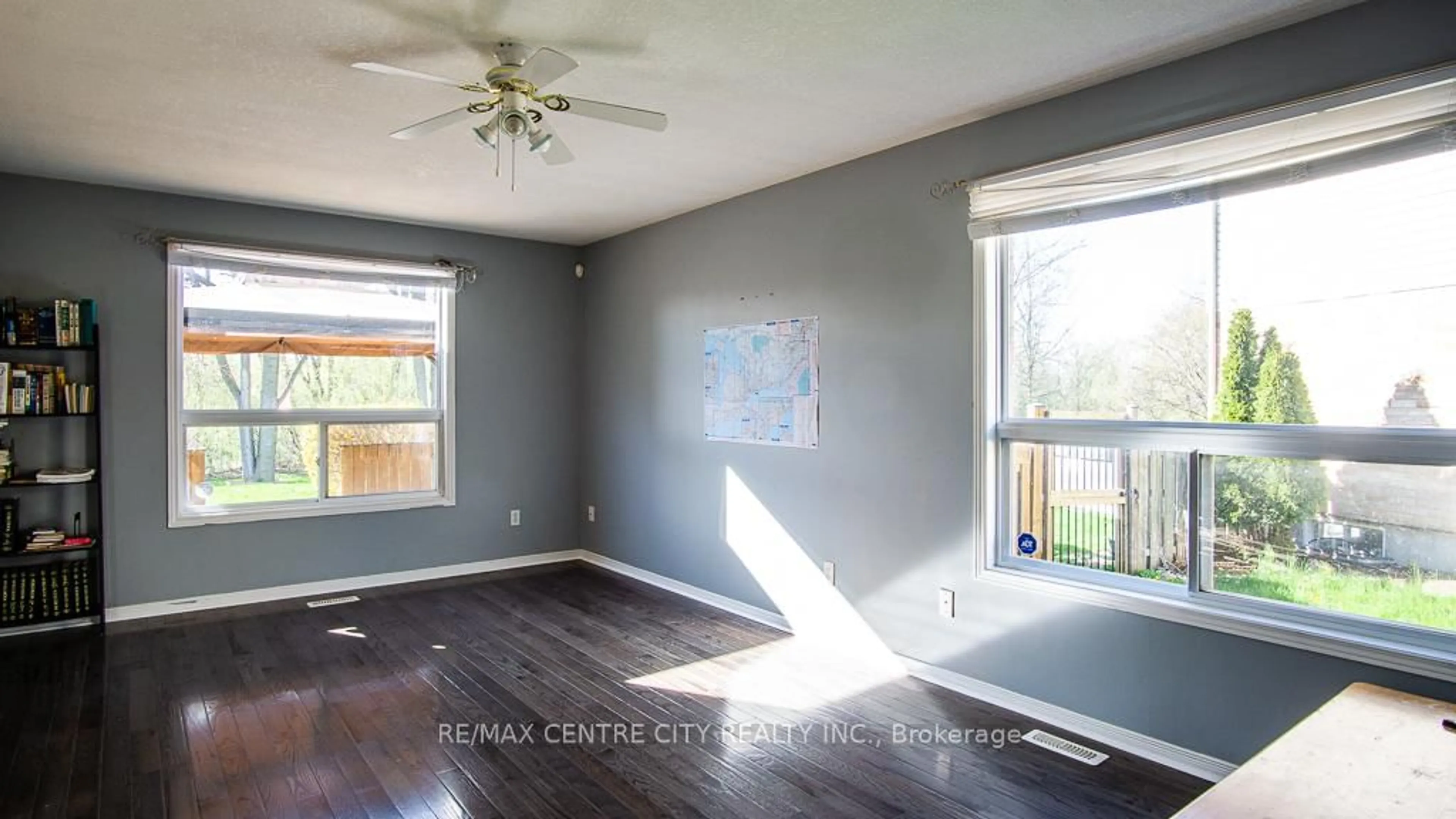 A pic of a room for 371 RIDGEVIEW Crt, London East Ontario N5Y 6H7