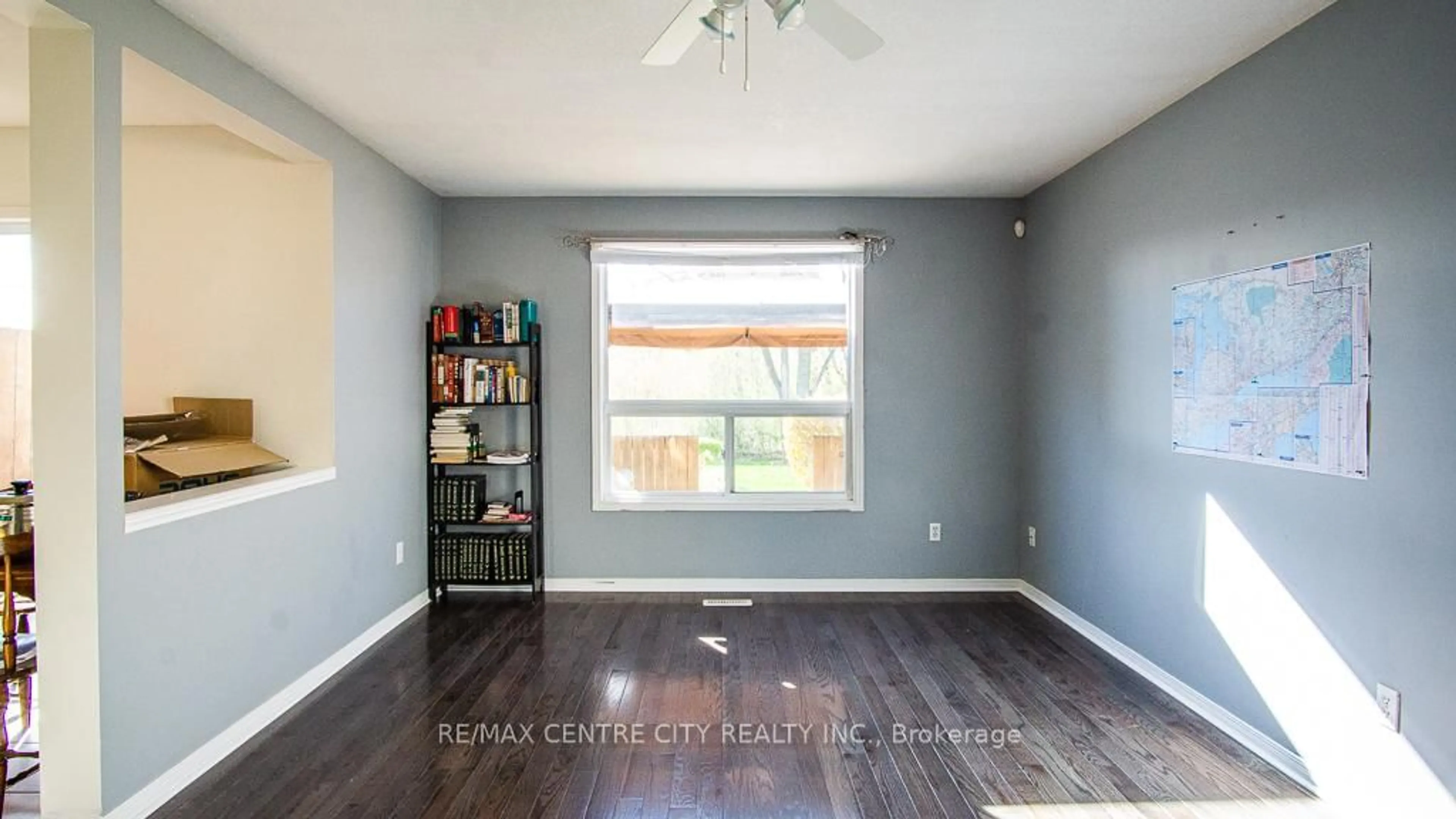 A pic of a room for 371 RIDGEVIEW Crt, London East Ontario N5Y 6H7