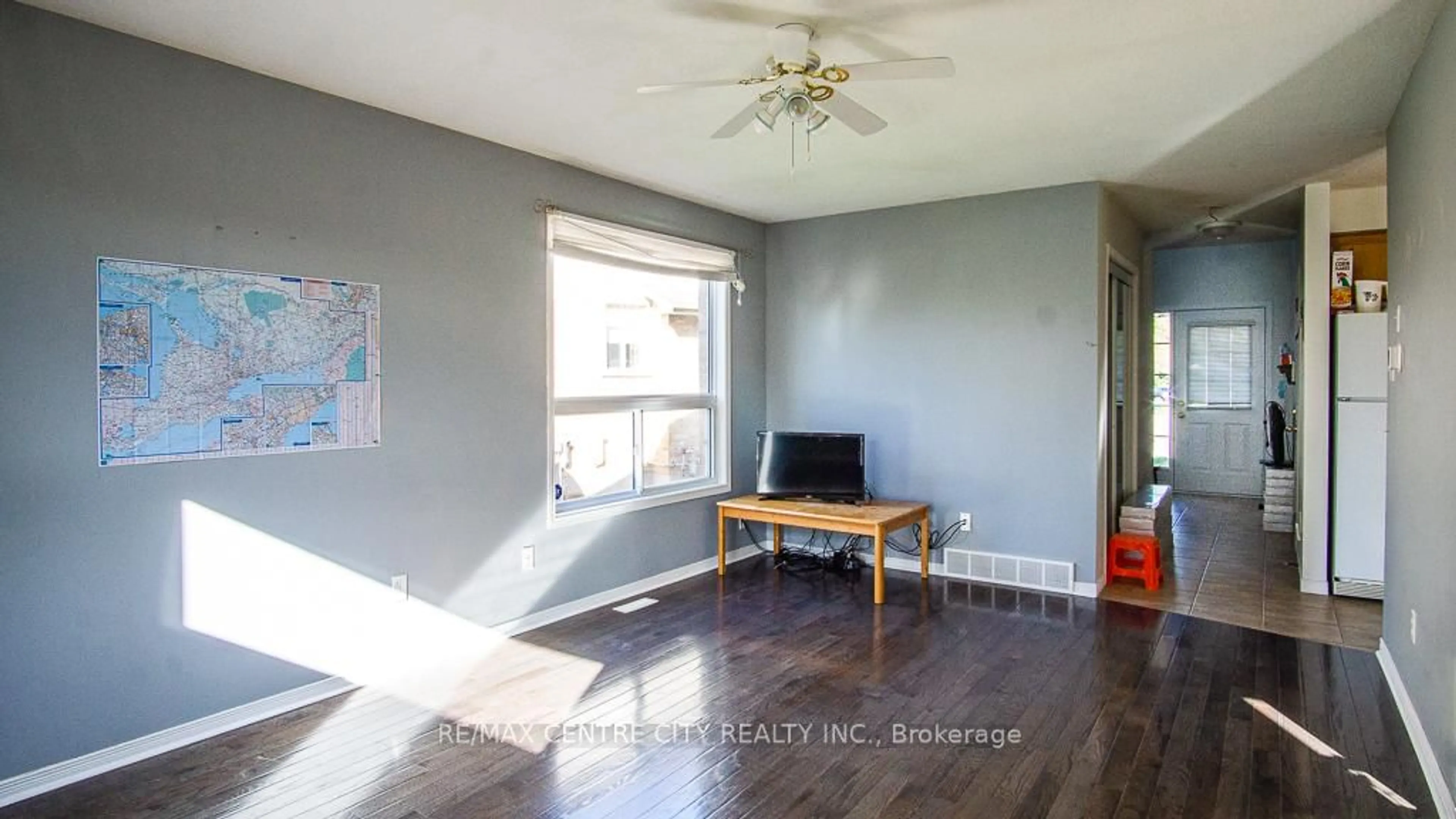 A pic of a room for 371 RIDGEVIEW Crt, London East Ontario N5Y 6H7