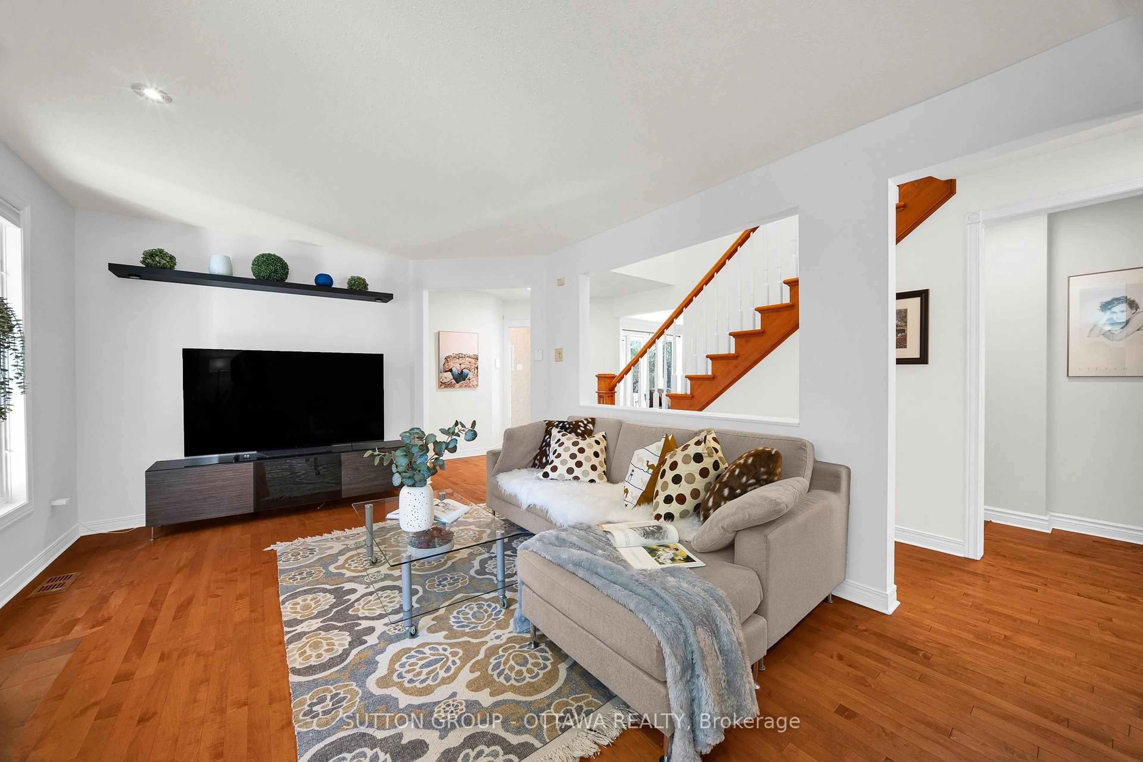 Living room with furniture, unknown for 15 Rosemeade Pl, Ottawa Ontario K2G 5V9