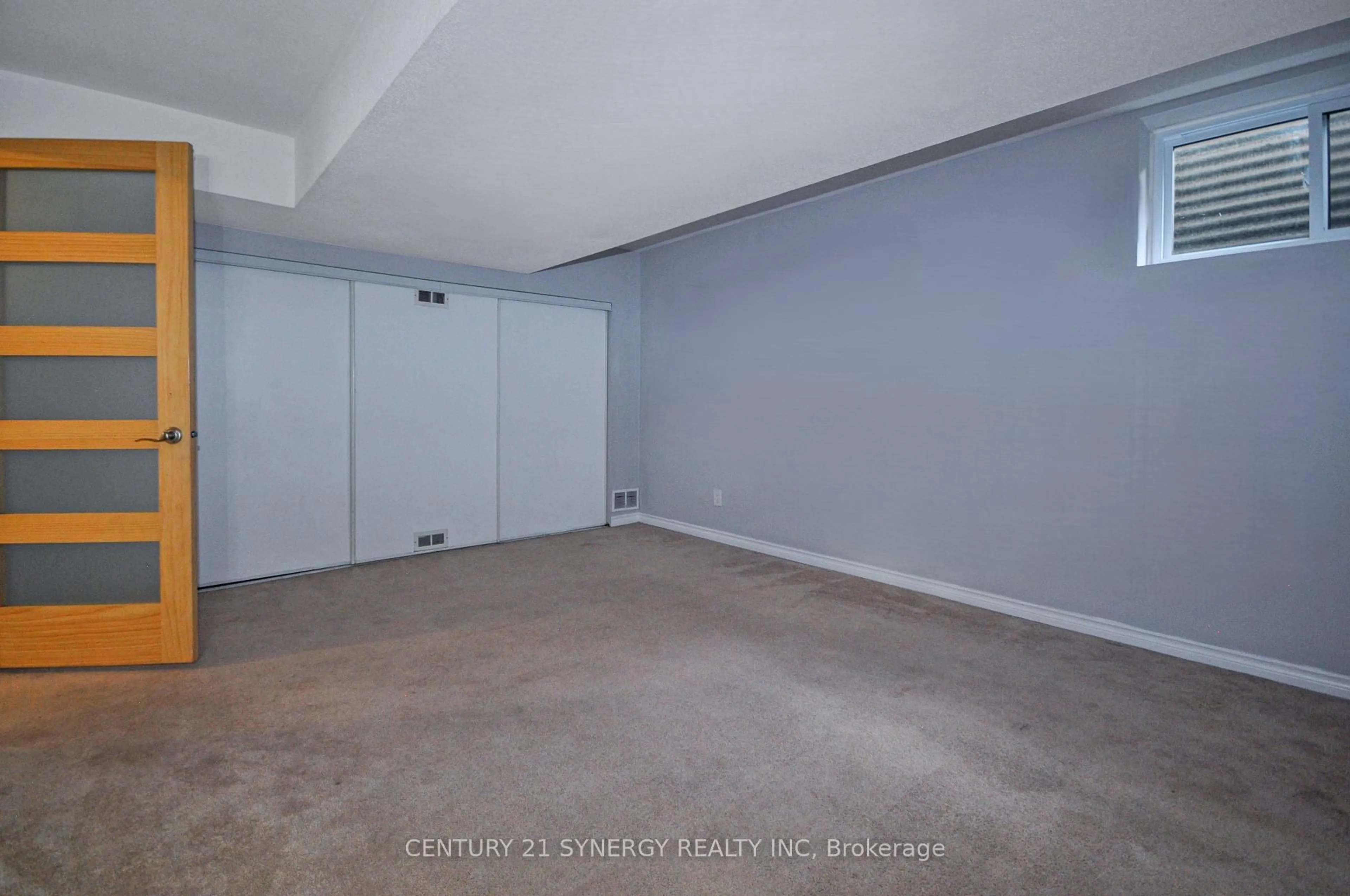 Storage room or clothes room or walk-in closet for 50 Greenbank Rd, Ottawa Ontario K2H 8R3