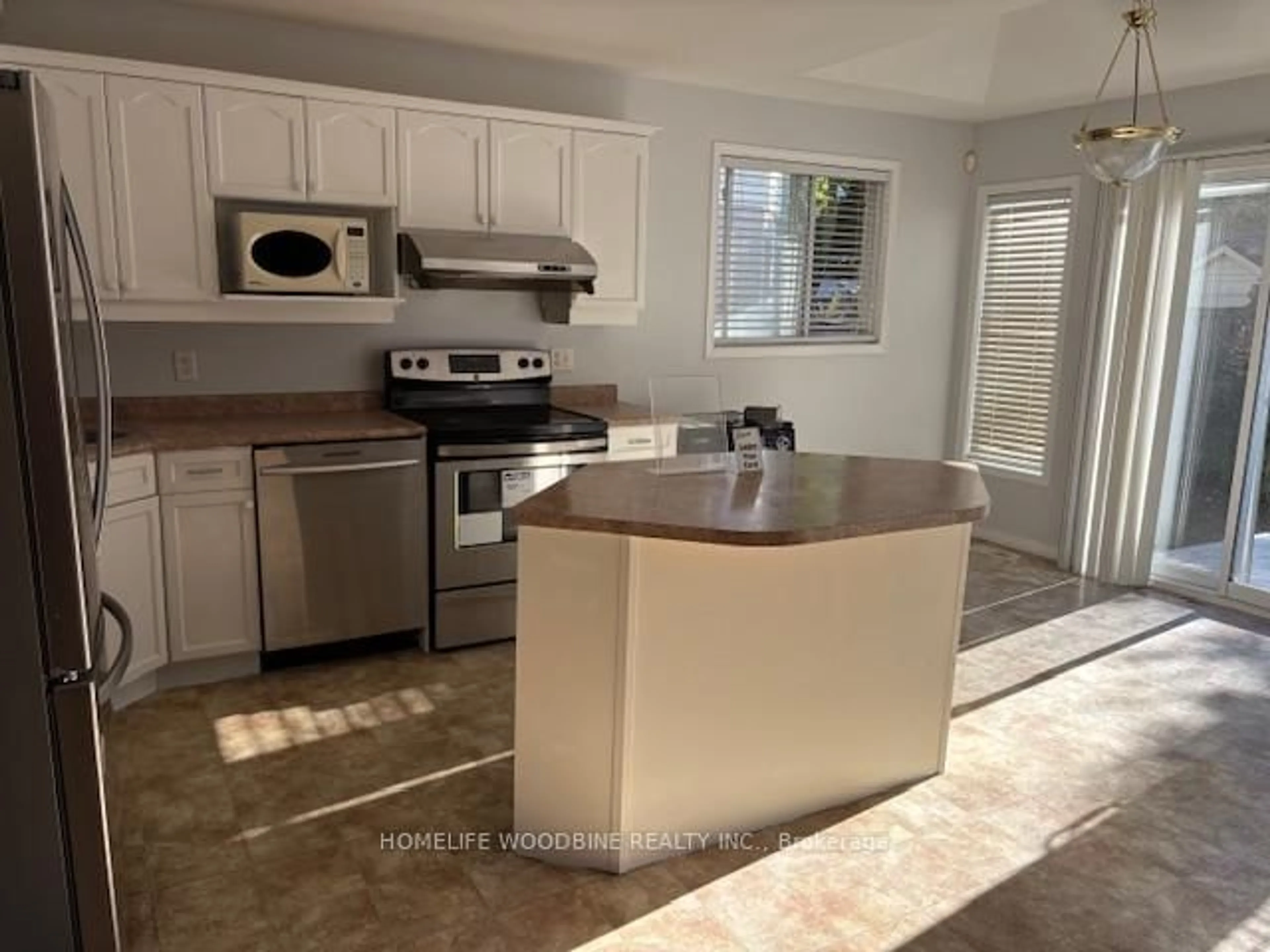 Open concept kitchen, unknown for 742 Whetherfield St, London North Ontario N6H 5T6