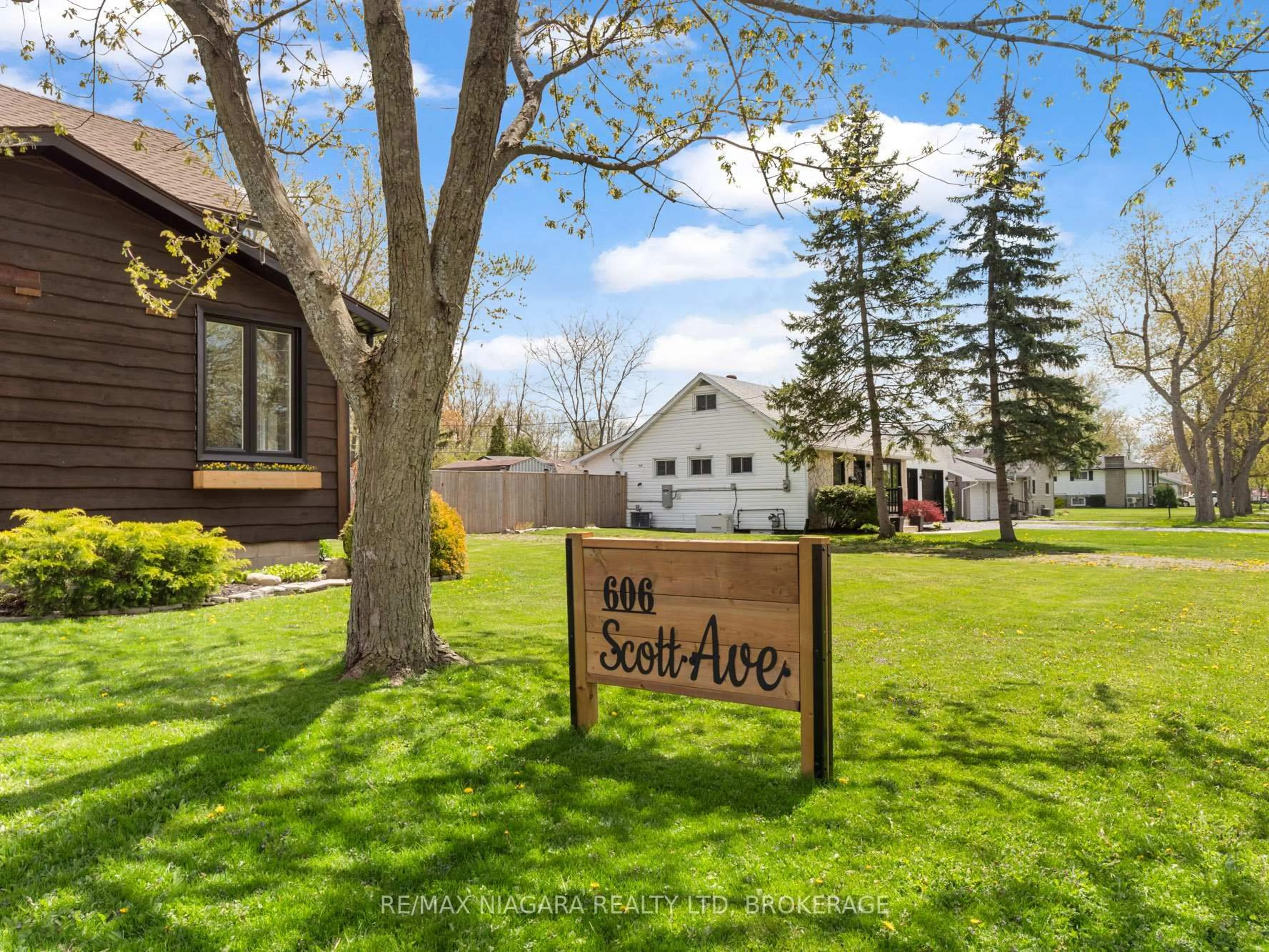 Unknown for 606 Scott Ave, Fort Erie Ontario L2A 5G2