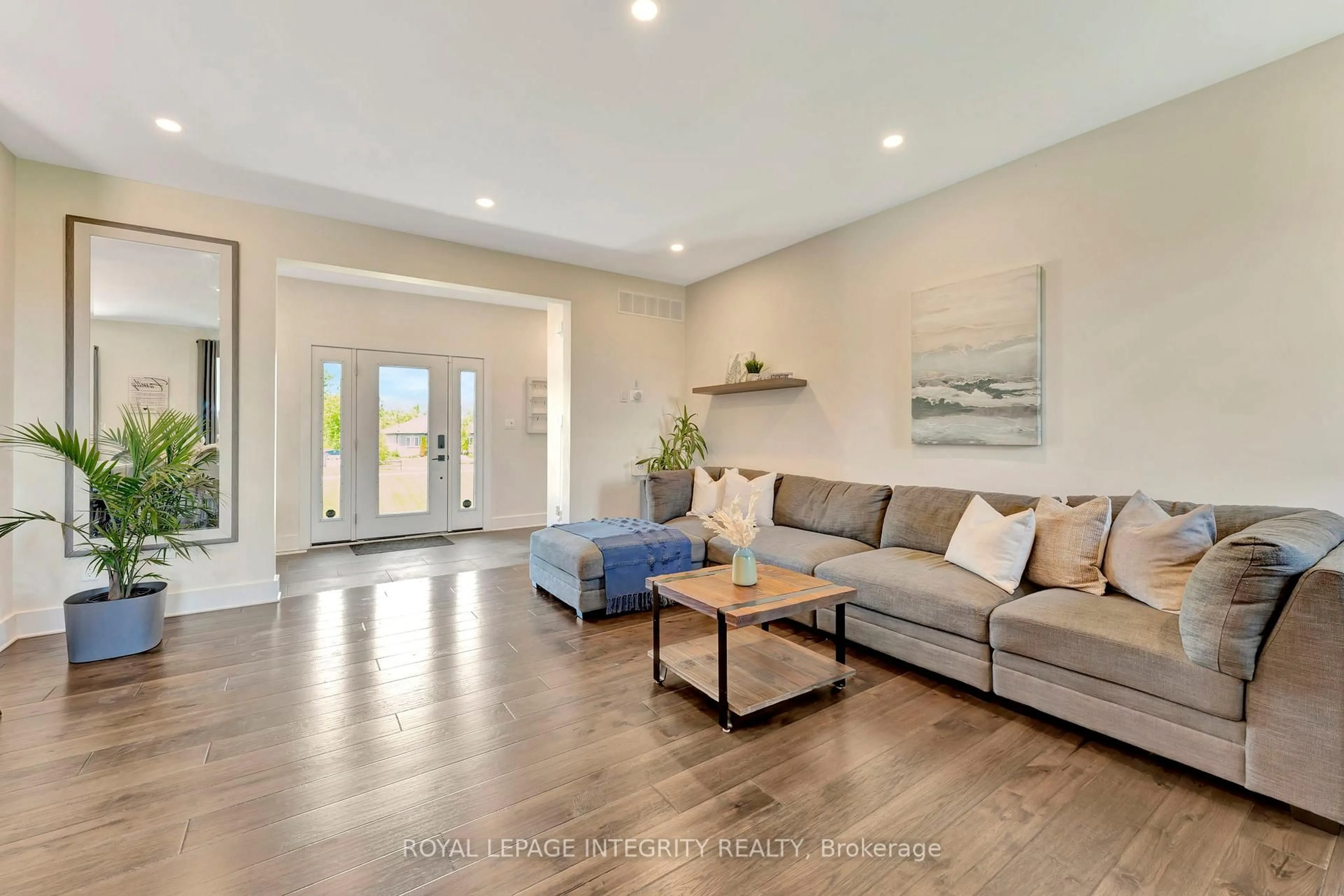 Living room with furniture, unknown for 244 Starlight Pl, Ashton Ontario K0A 1B0
