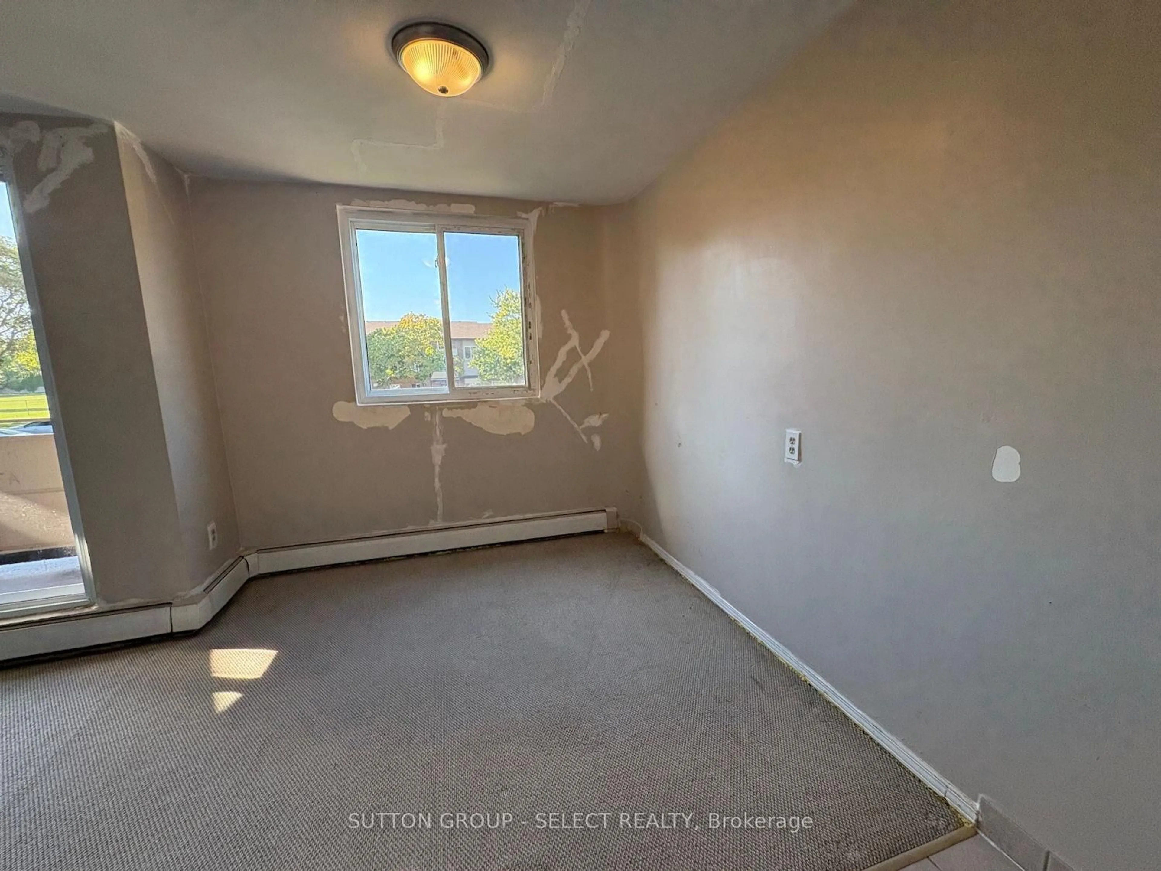 A pic of a room for 75 Baldoon Rd #7, Chatham-Kent Ontario N7L 1E2