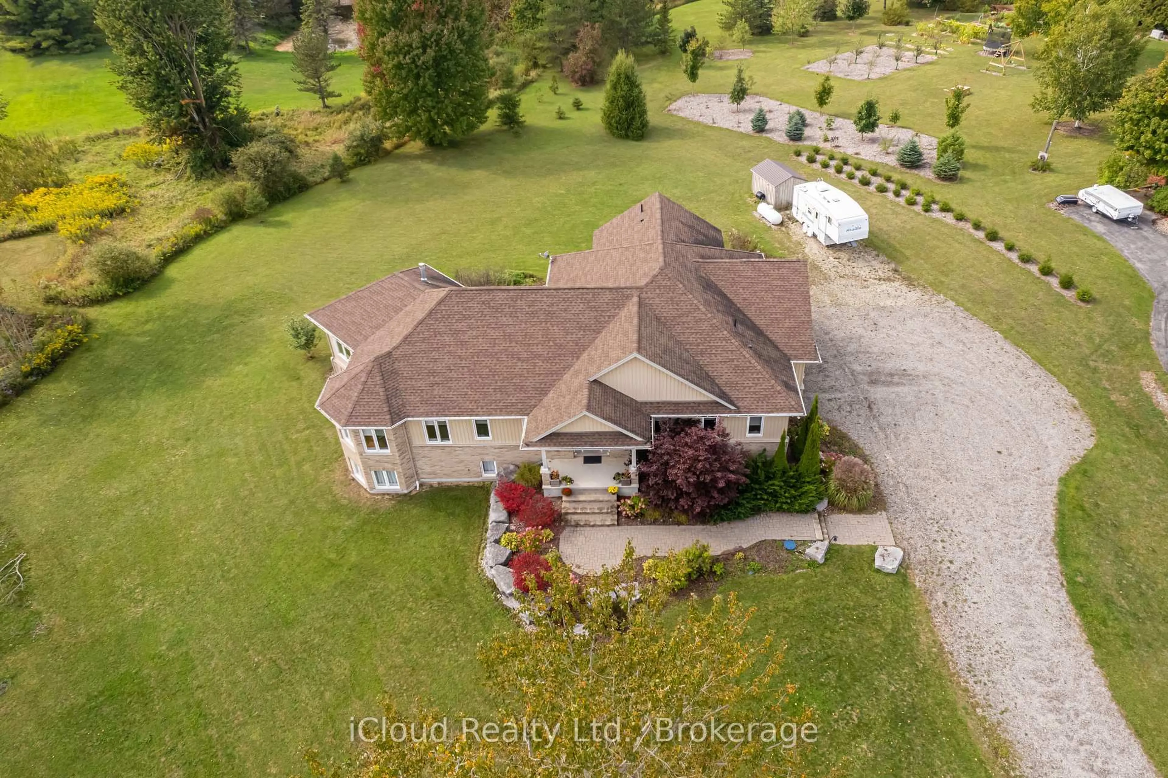 A pic from outside/outdoor area/front of a property/back of a property/a pic from drone, unknown for 16 Highland Rd, Minto Ontario N0G 1M0