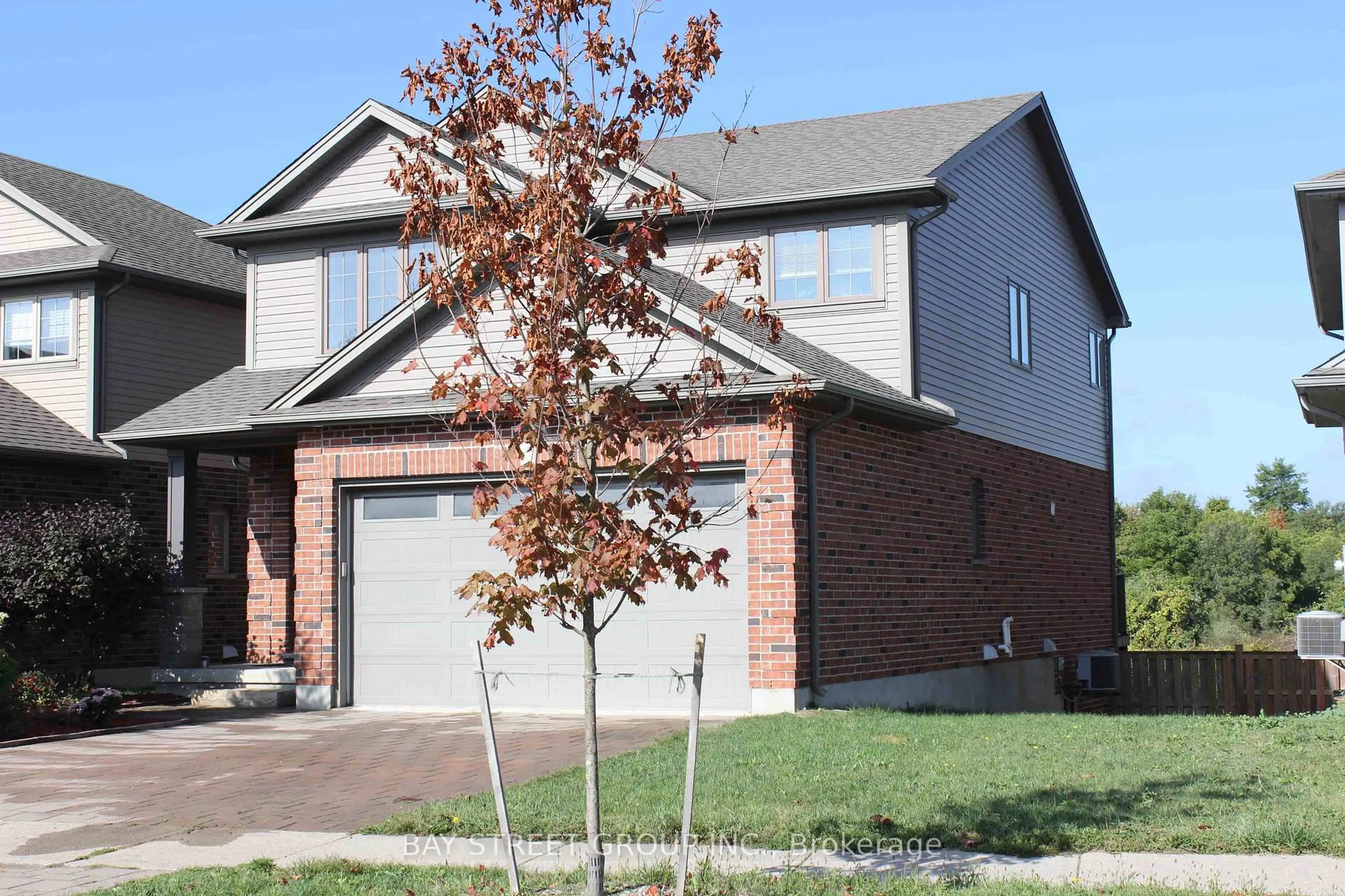 Home with brick exterior material, street for 1451 Howlett Circ, London North Ontario N5X 0K5