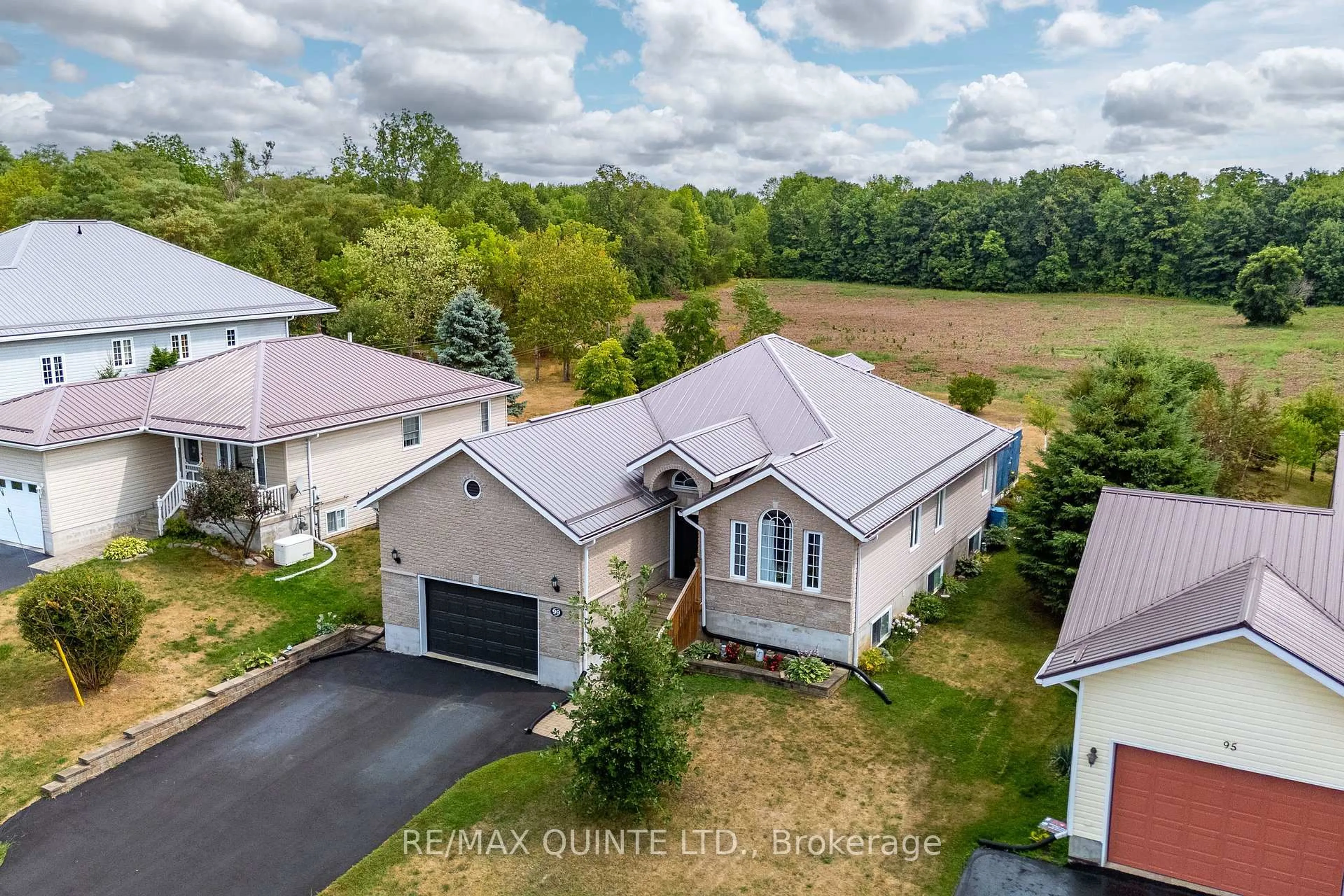 A pic from outside/outdoor area/front of a property/back of a property/a pic from drone, street for 99 Mckenzie St, Madoc Ontario K0K 2K0