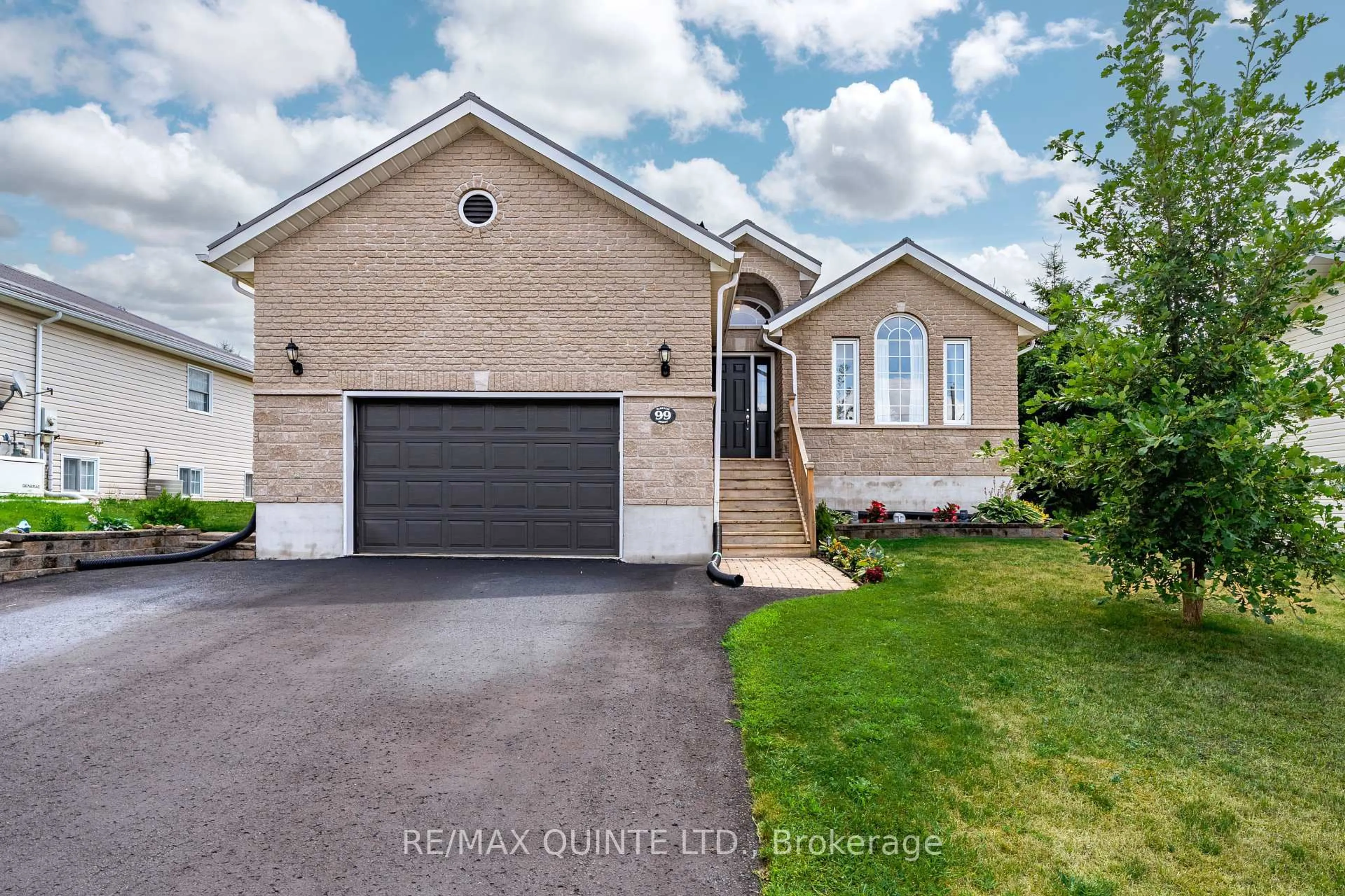 Unknown for 99 Mckenzie St, Madoc Ontario K0K 2K0