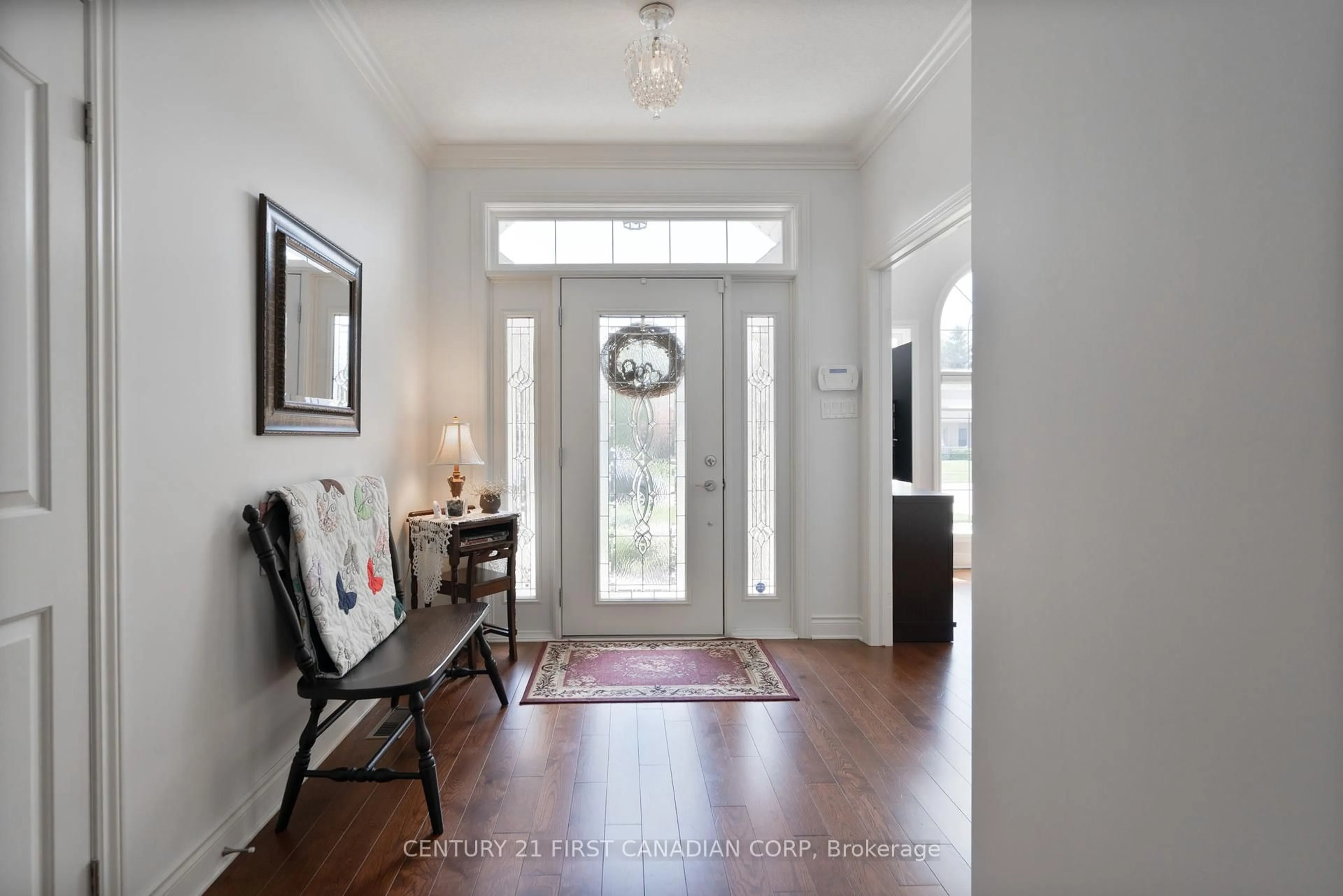 Indoor entryway for 363 Darcy Dr, Strathroy-Caradoc Ontario N7G 0A1