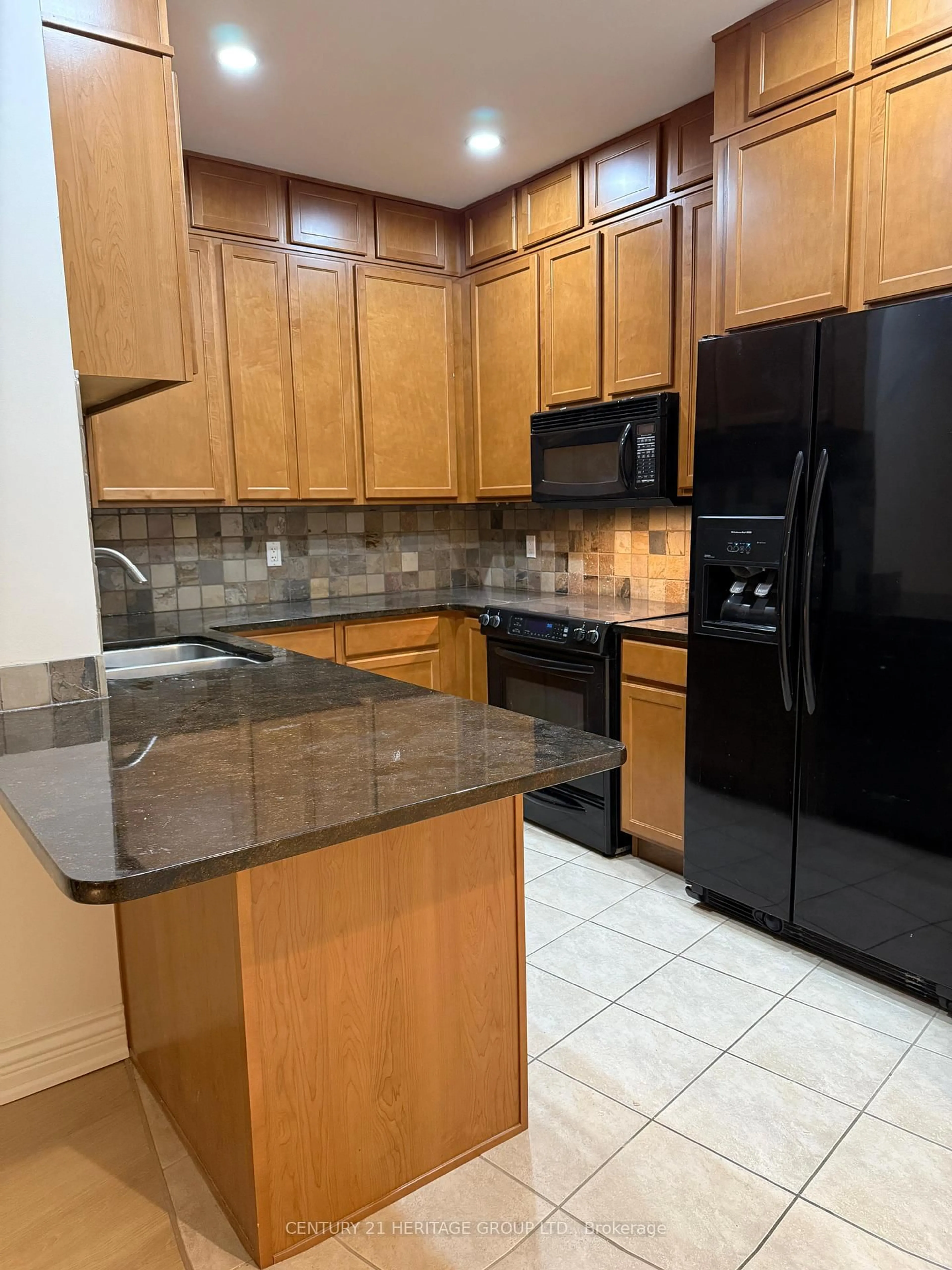 Standard kitchen, ceramic/tile floor for 1225 Riverside Dr #305, Windsor Ontario N9A 0A2