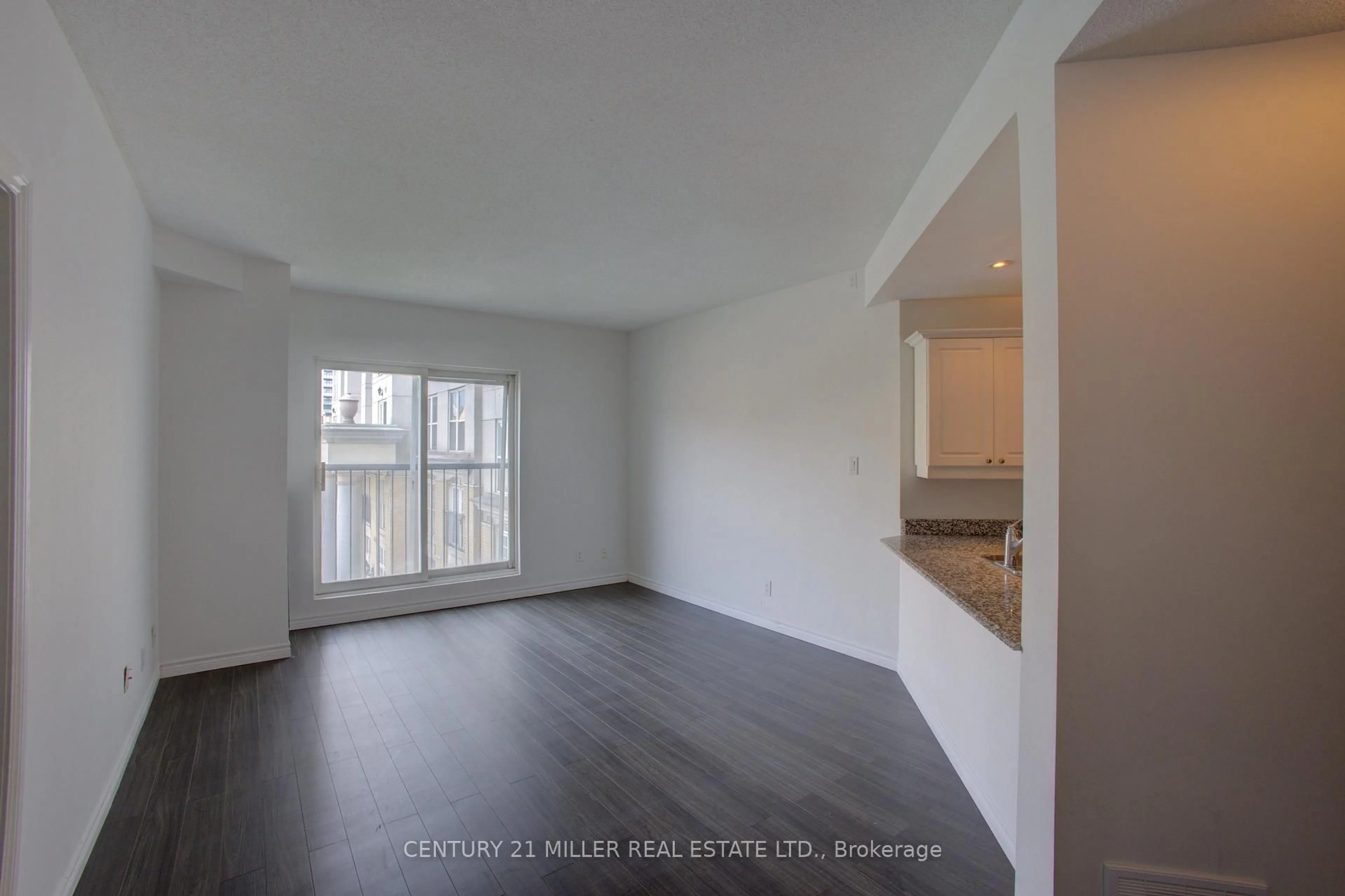 A pic of a room for 135 James St #315, Hamilton Ontario L8P 2Z6