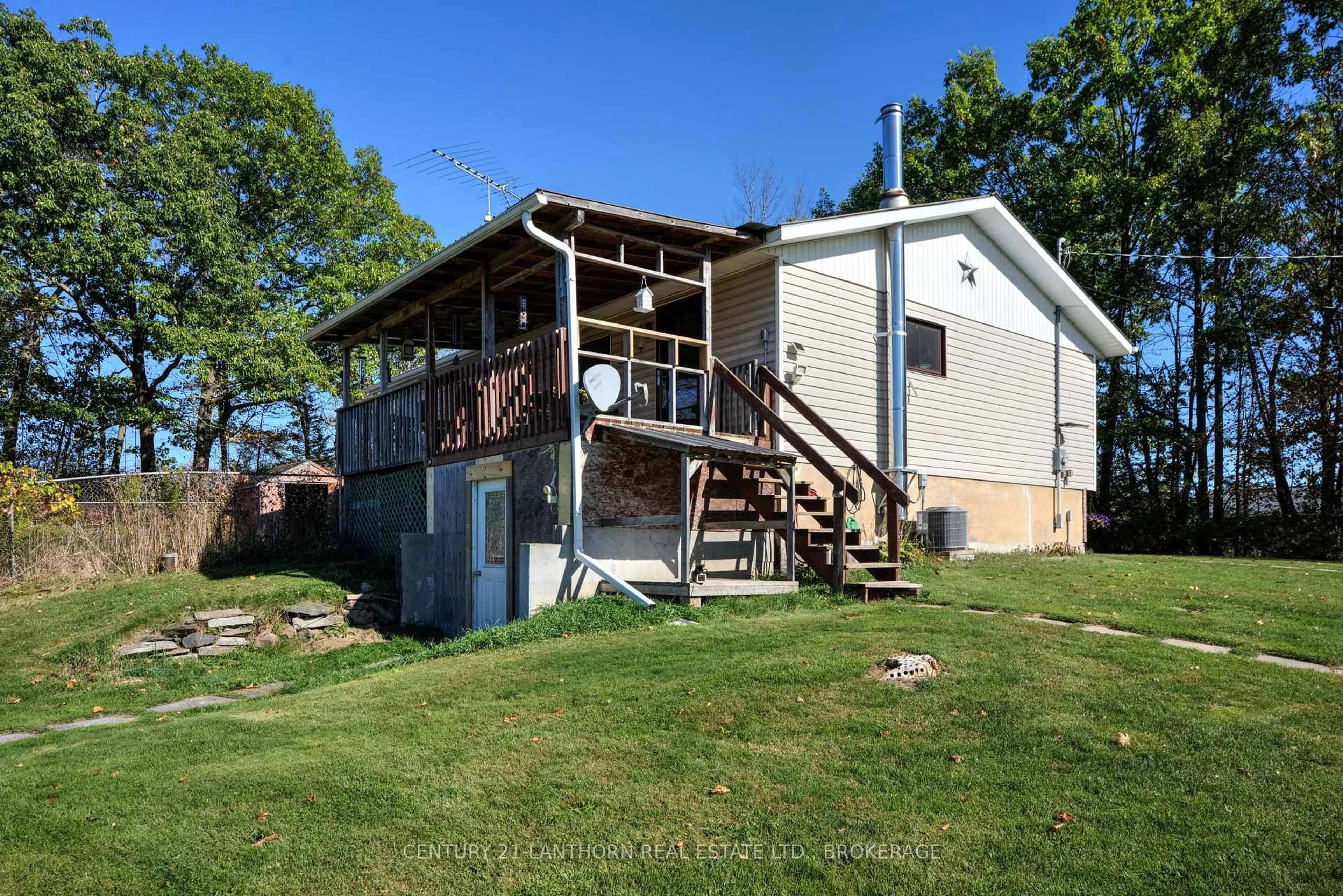 Unknown for 895 Ninth Concession Rd, Kaladar Ontario K0K 1Z0