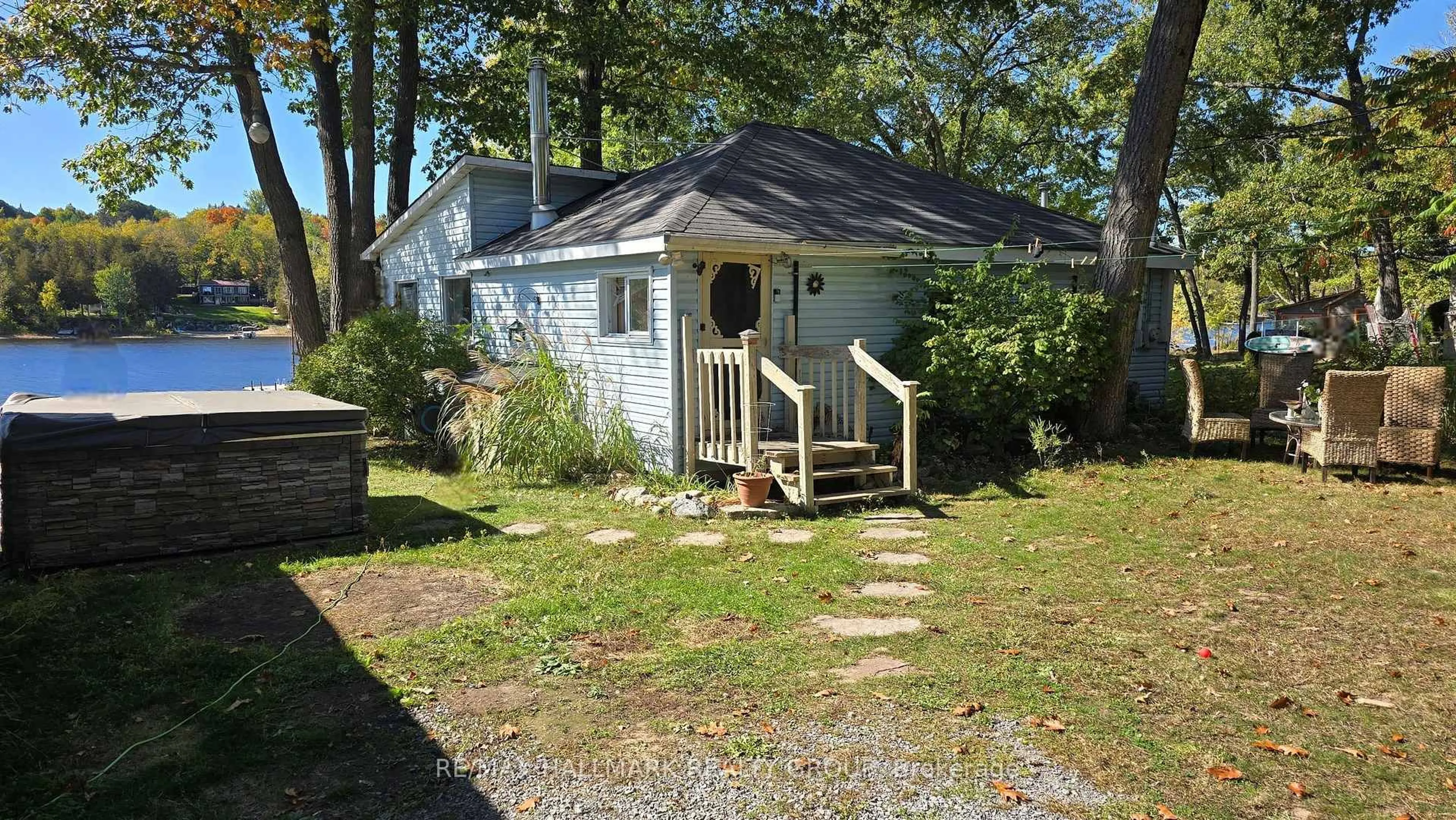 Shed for 1048 Bayview Dr, Ottawa Ontario K0A 3M0