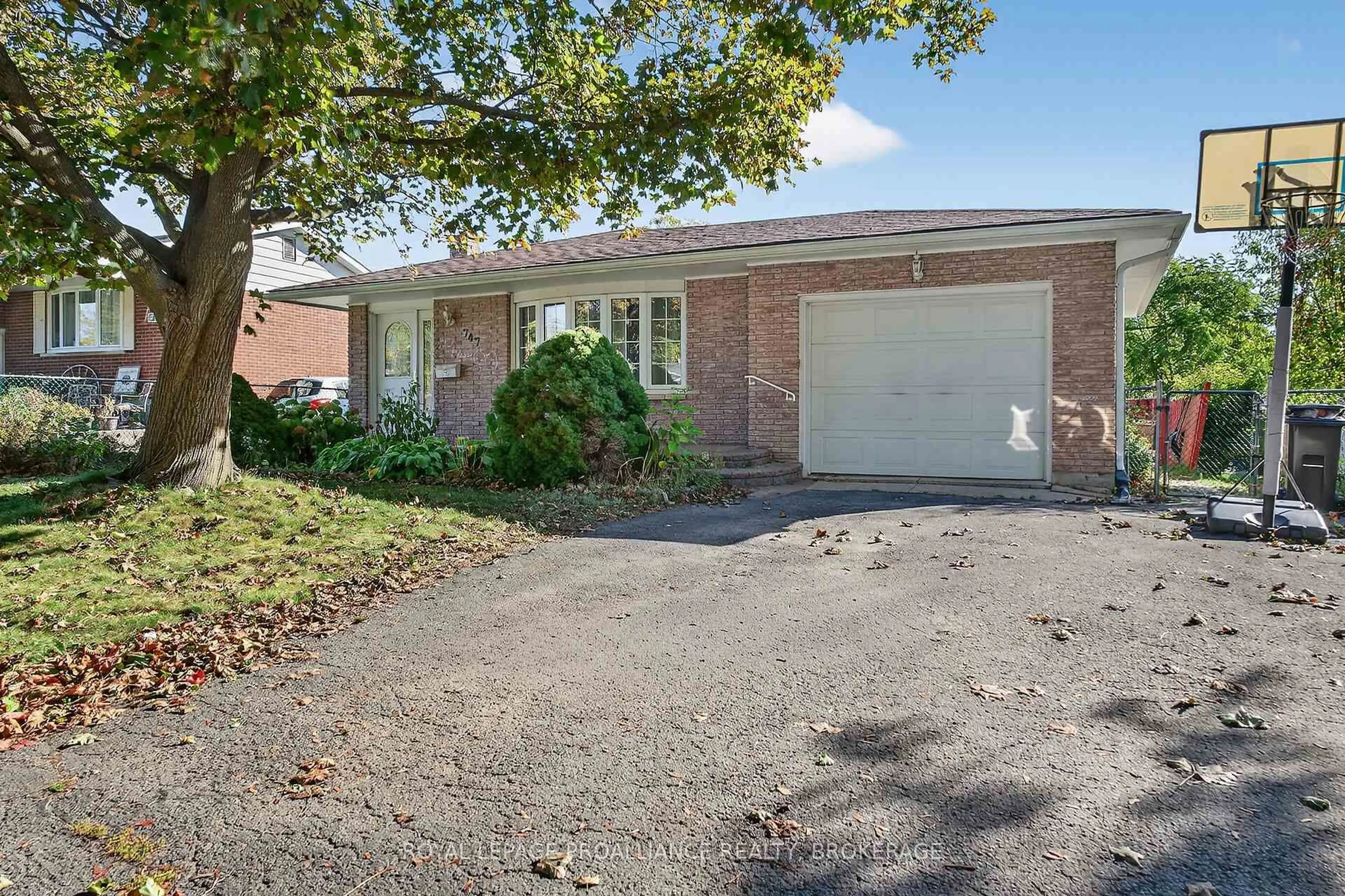 Home with brick exterior material, street for 747 Laidlaw Cres, Kingston Ontario K7M 5M3