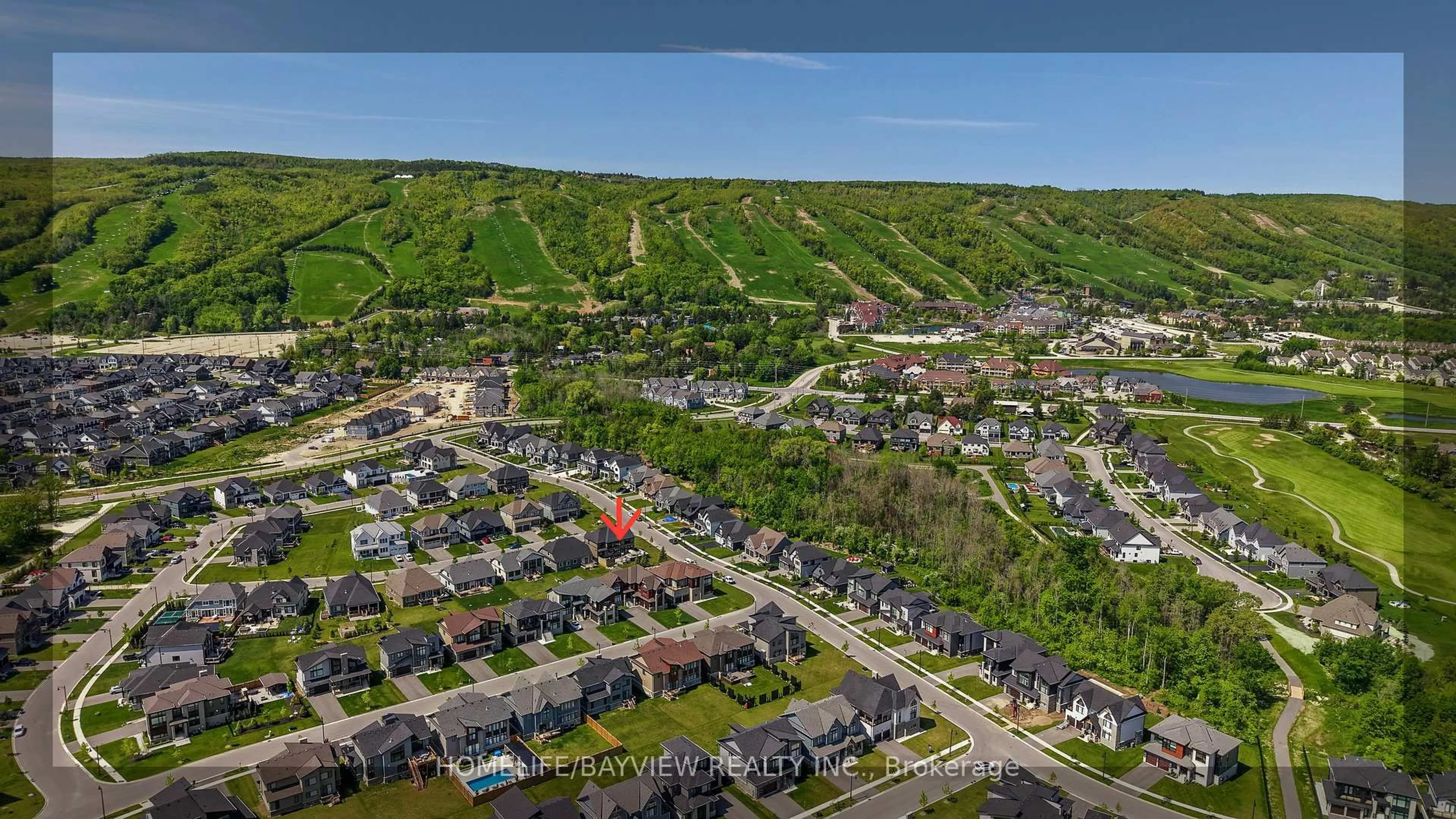 A pic from outside/outdoor area/front of a property/back of a property/a pic from drone, mountain view for 100 Reed Way, Blue Mountains Ontario L9Y 4P5