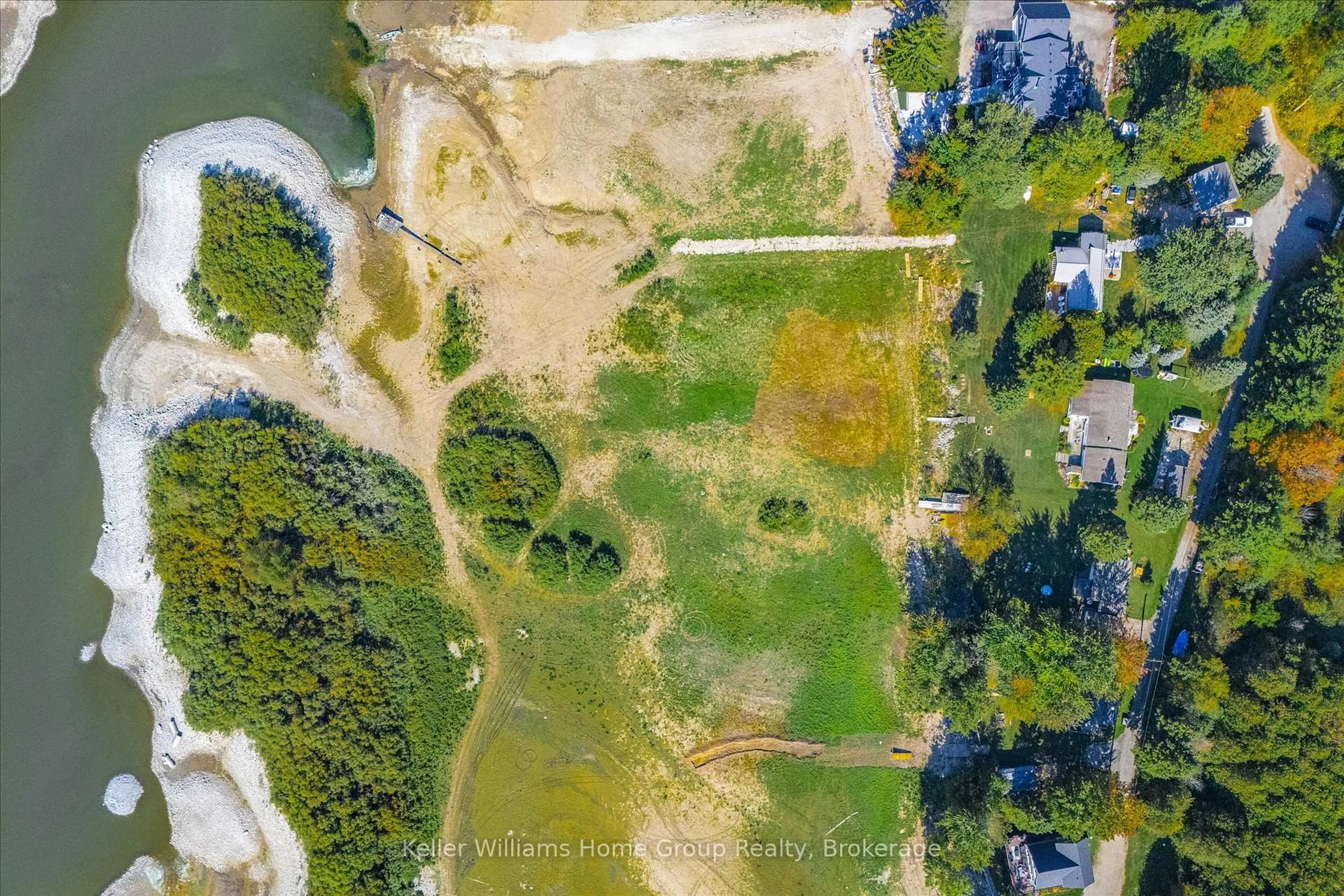 A pic from outside/outdoor area/front of a property/back of a property/a pic from drone, water/lake/river/ocean view for 739 Seventh St, Centre Wellington Ontario N0B 1J0