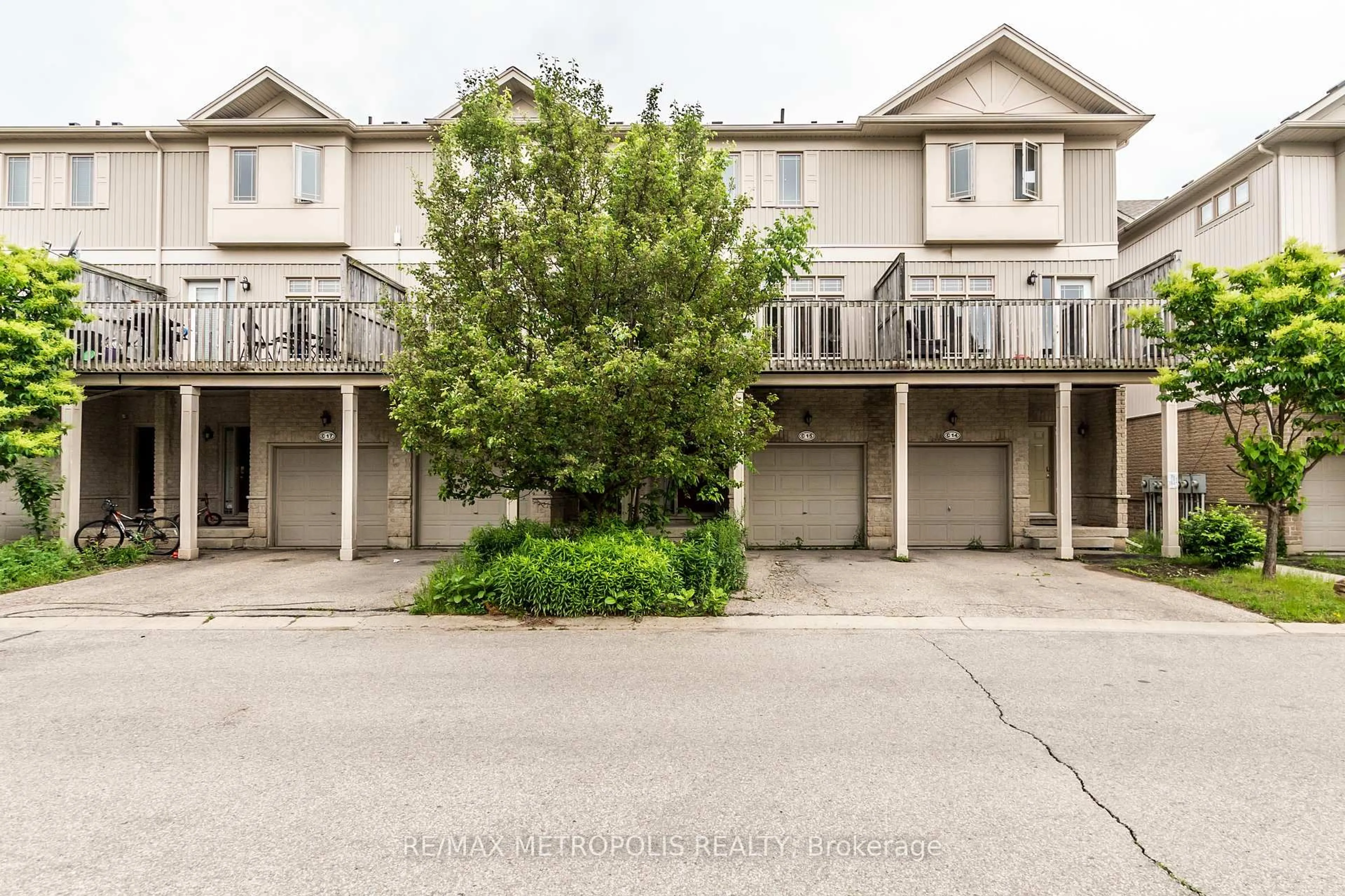 Patio, street for 619 Wild Ginger Ave #C15, Waterloo Ontario N2V 2X1