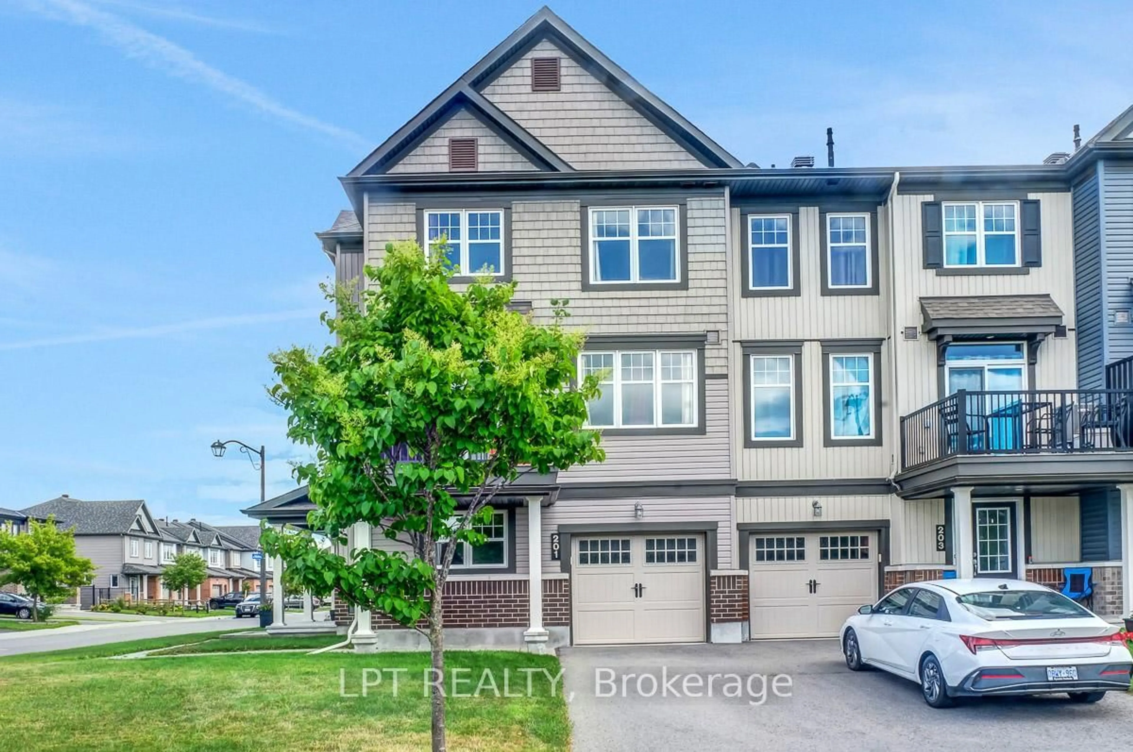 A pic from outside/outdoor area/front of a property/back of a property/a pic from drone, street for 201 Yellowcress Way, Ottawa Ontario K4A 1C1