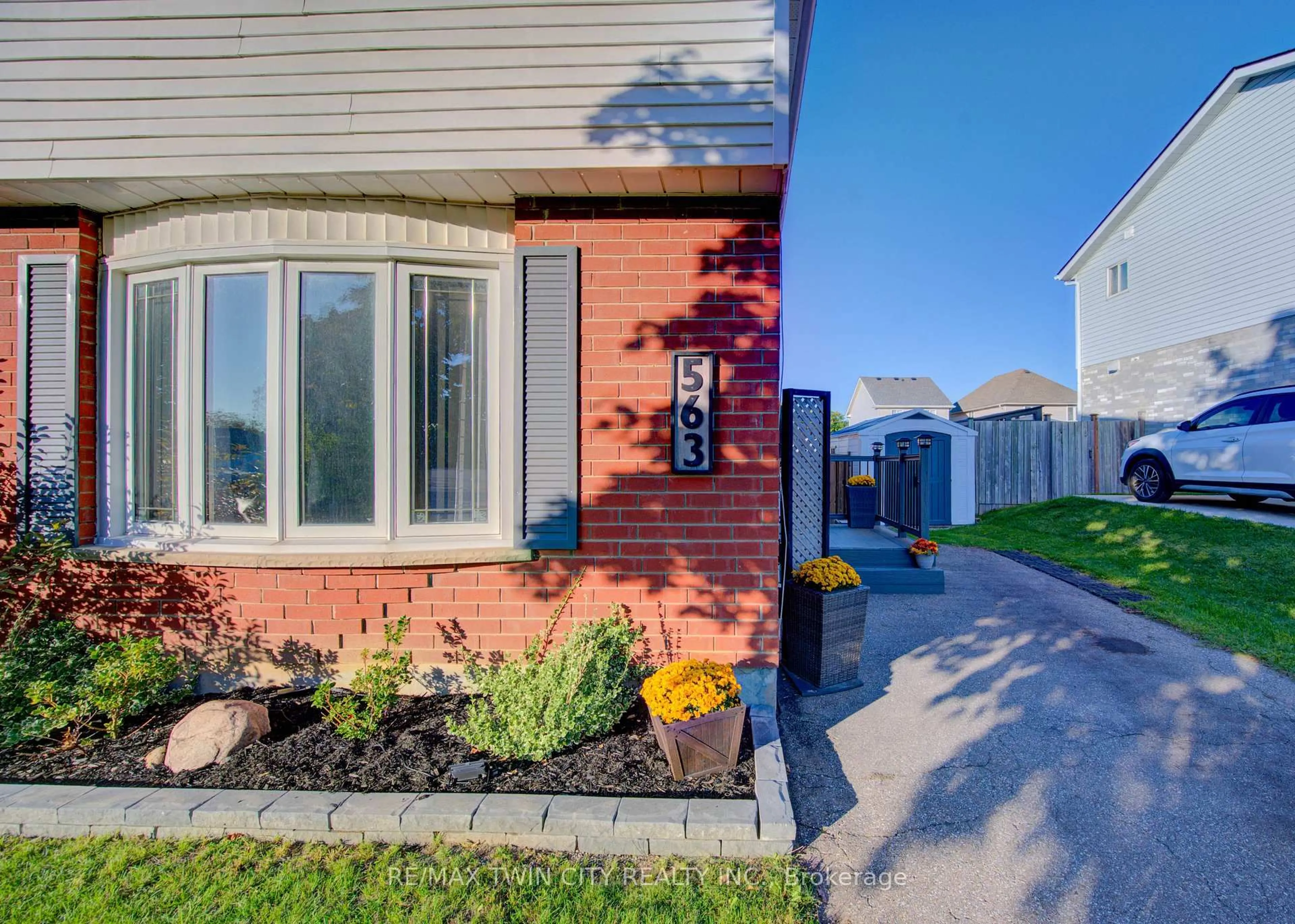 Home with brick exterior material, street for 563 Mortimer Dr, Cambridge Ontario N3H 5M6