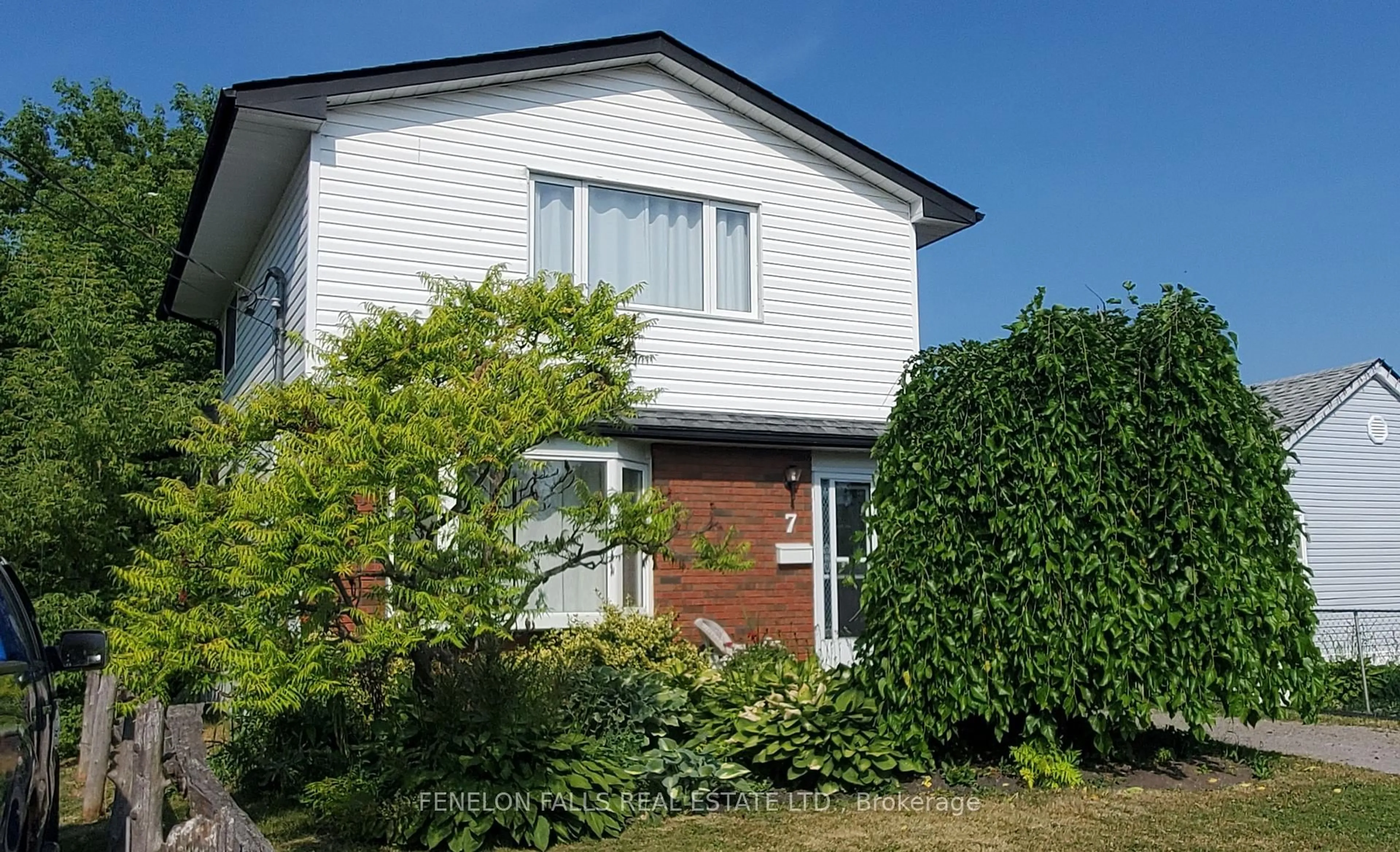 Home with brick exterior material, street for 7 James St, Kawartha Lakes Ontario K9V 3B3