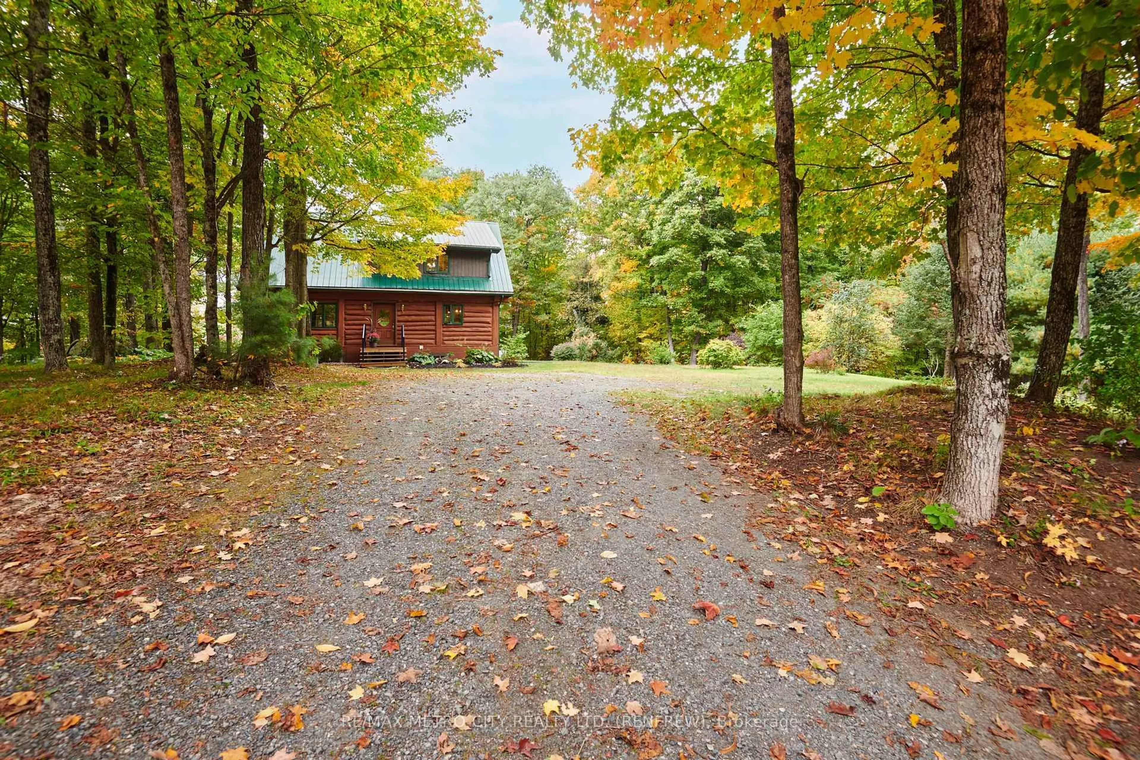 Patio, forest/trees view for 109 Scharf Lane, Calabogie Ontario K0J 1H0