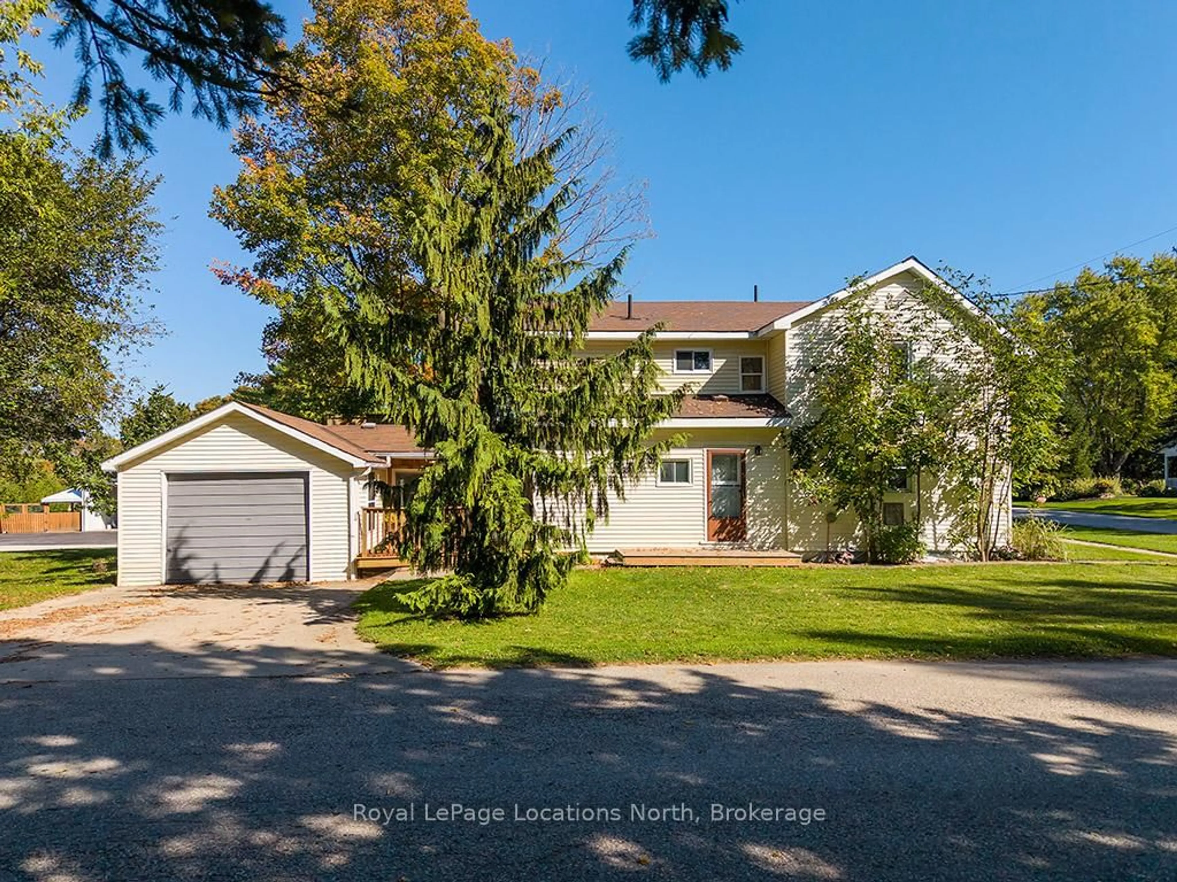 A pic from outside/outdoor area/front of a property/back of a property/a pic from drone, street for 140 Loucks Lane, Chatsworth Ontario N0H 1G0
