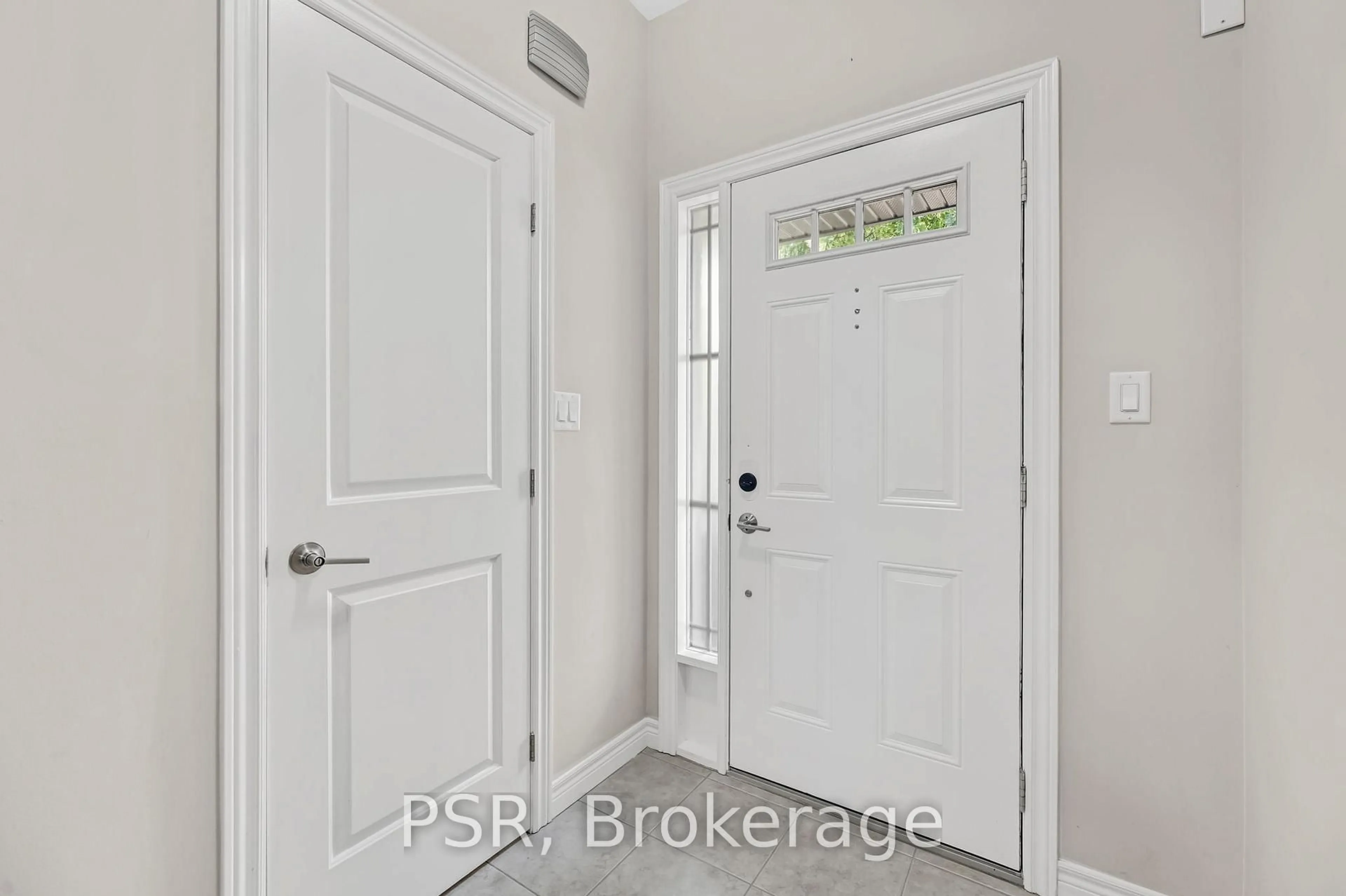 Indoor entryway for 310 Fall Fair Way #4, Hamilton Ontario L0R 1C0