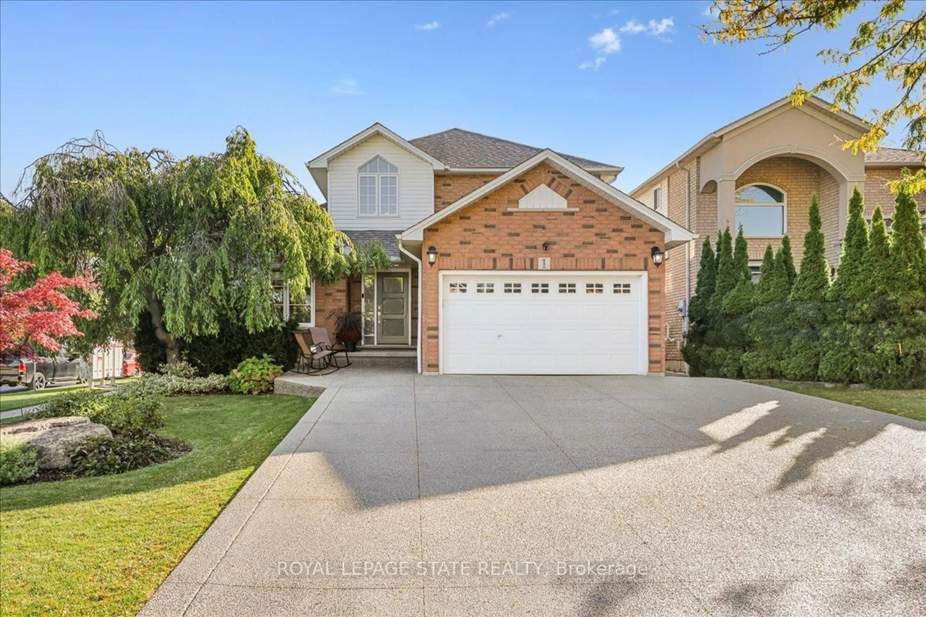 Home with brick exterior material, street for 1 Parkvista Pl, Hamilton Ontario L8J 3S5